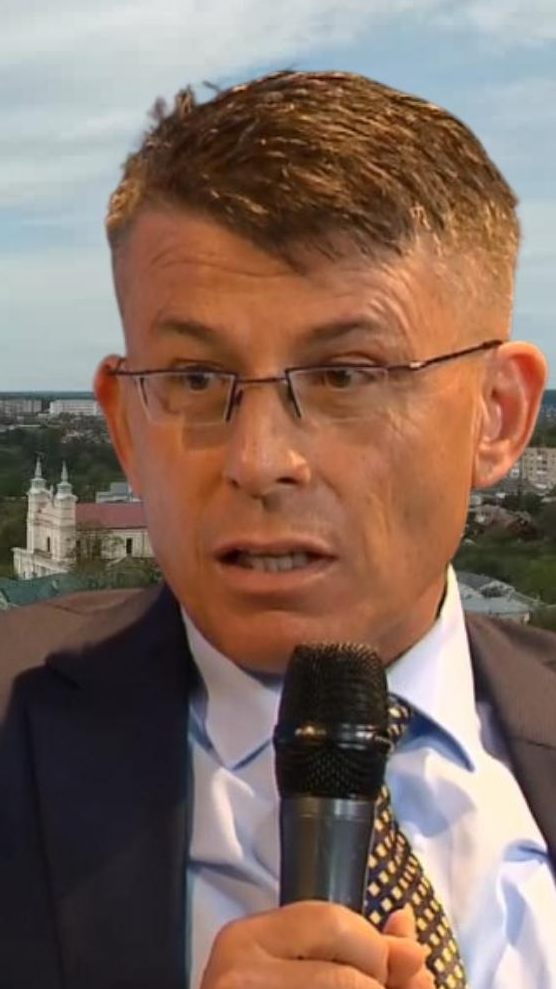 Mangott analyisiert Lage in Cheron