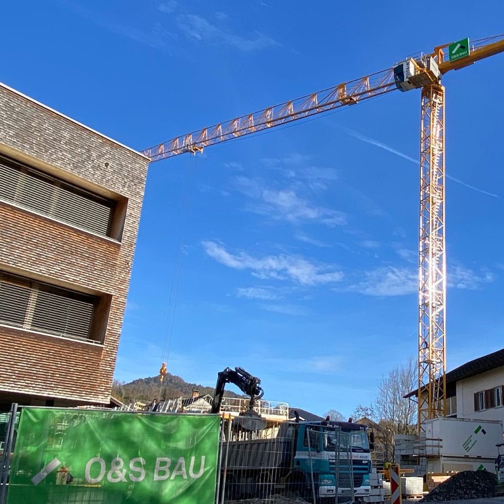 Der neue Busbahnhof soll bald fertig gestellt sein.