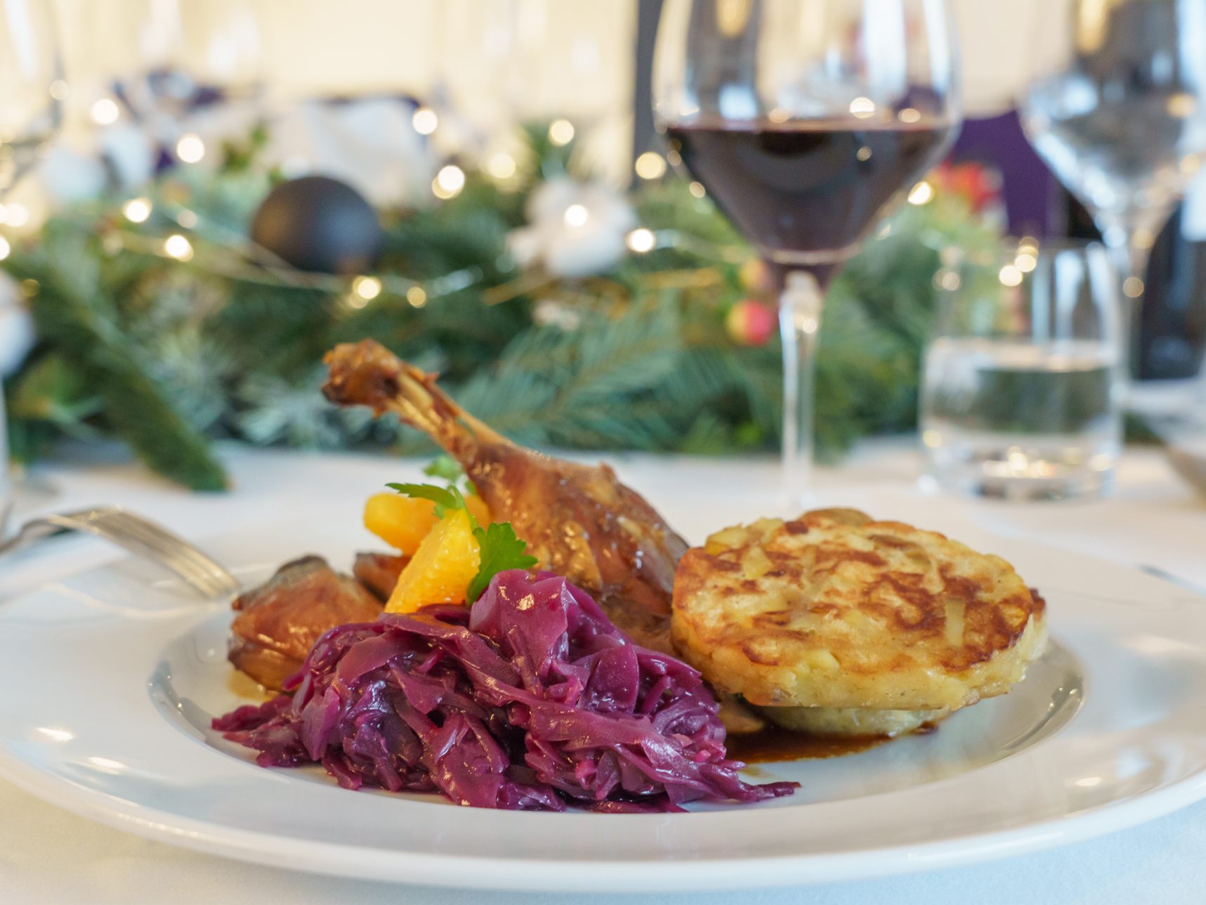 Beim Wunderbrunch im Renaissance Hotel Wien kann man ein richtiges Gansl-Essen genießen.