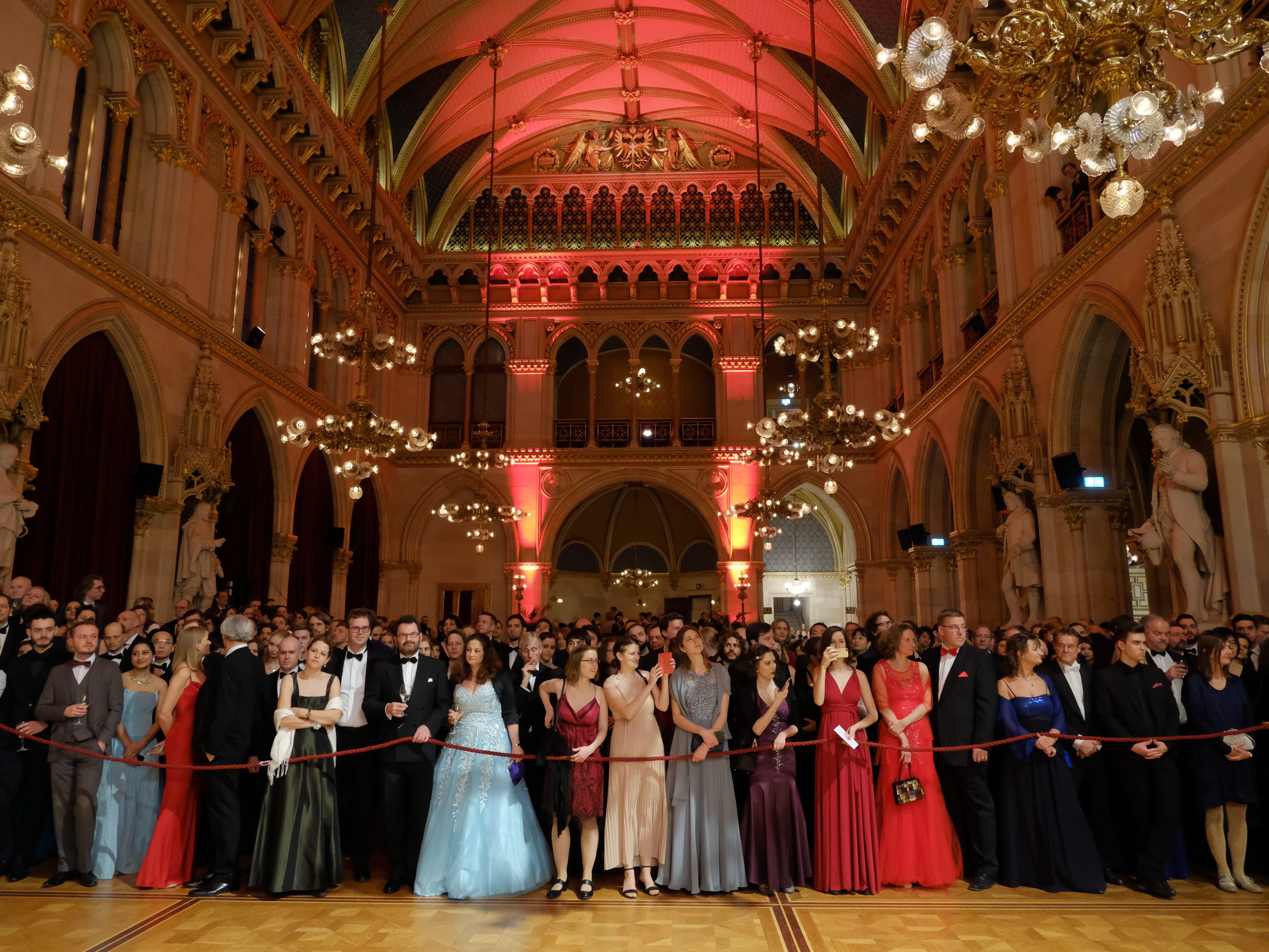 Der Kartenverkauf für den 8. Wiener Wissenschaftsball ist angelaufen. Der Kartenverkauf für den 8. Wiener Wissenschaftsball ist angelaufen.