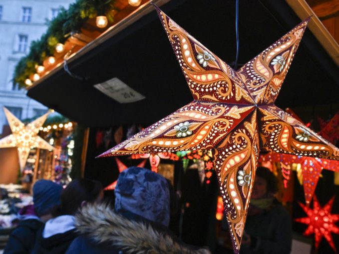 Ab 18. November gibt es auch 2022 den Altwiener Christkindlmarkt bei der Freyung in Wien. Ab 18. November gibt es auch 2022 den Altwiener Christkindlmarkt bei der Freyung in Wien.