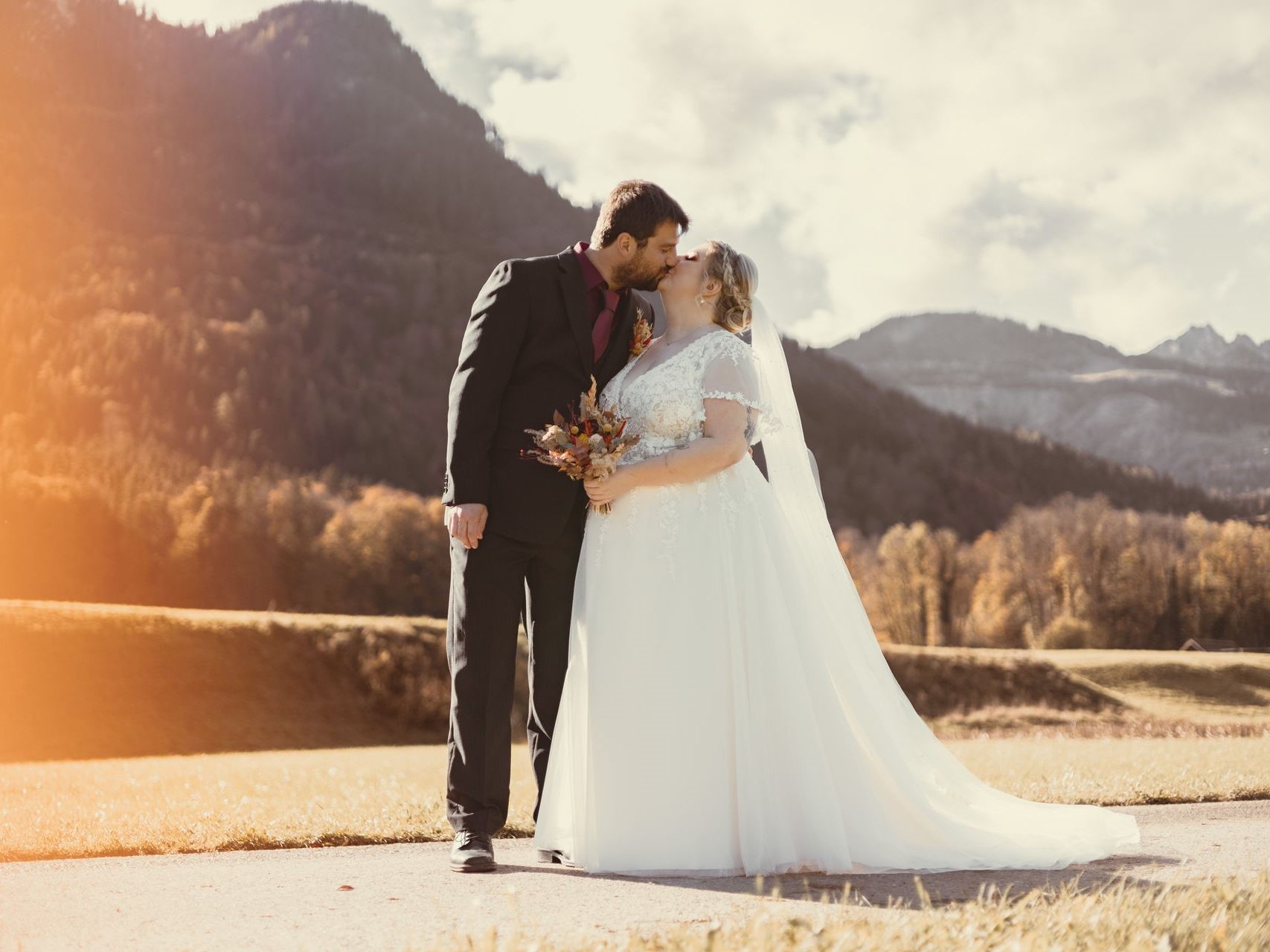 Das Hochzeitspaar Sarah und Andreas Schwendinger.