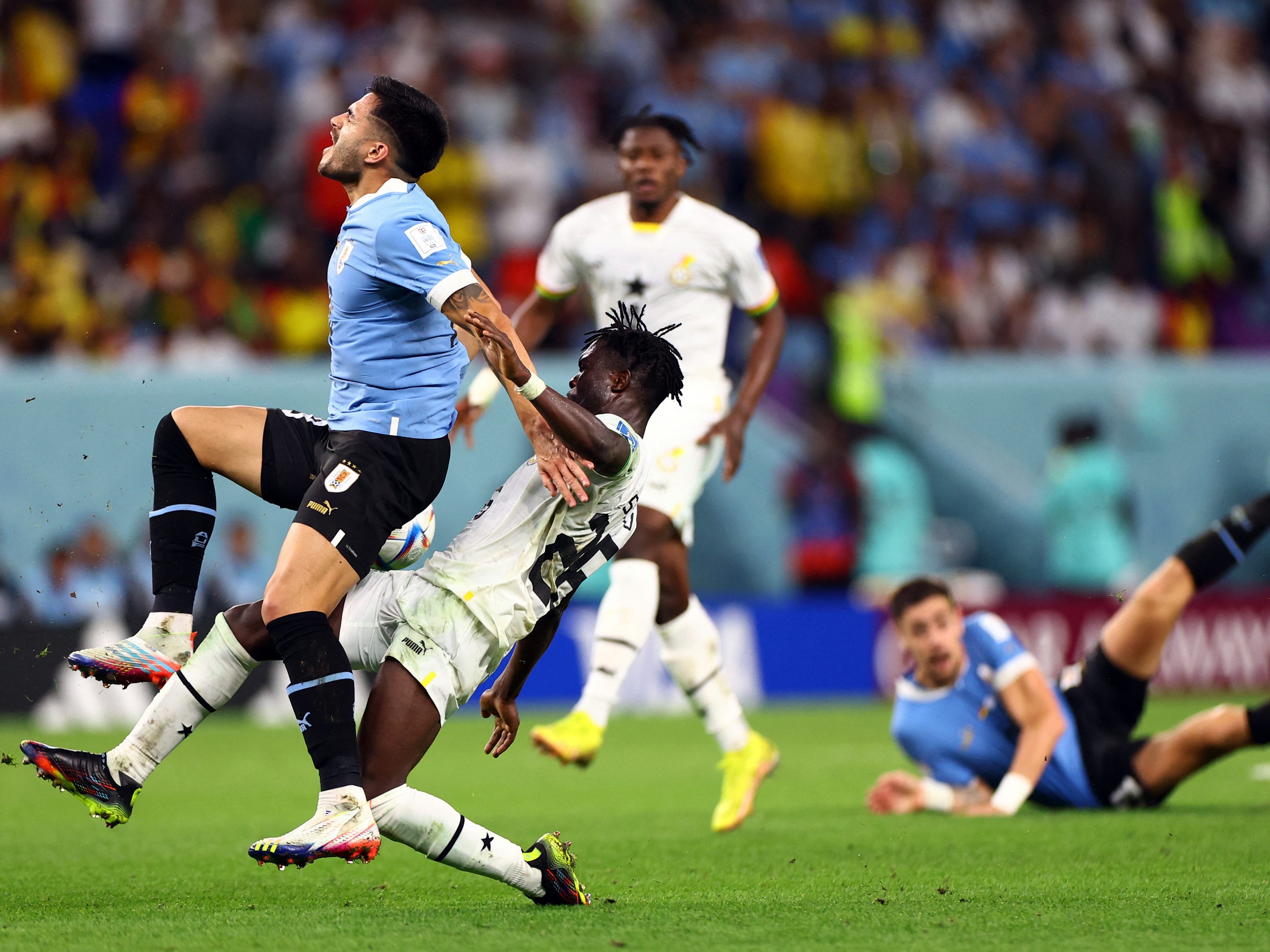 Uruguay schlug Ghana im WM-Spiel in Katar 2022, fährt aber ebenfalls nach Hause. Uruguay schlug Ghana im WM-Spiel in Katar 2022, fährt aber ebenfalls nach Hause.