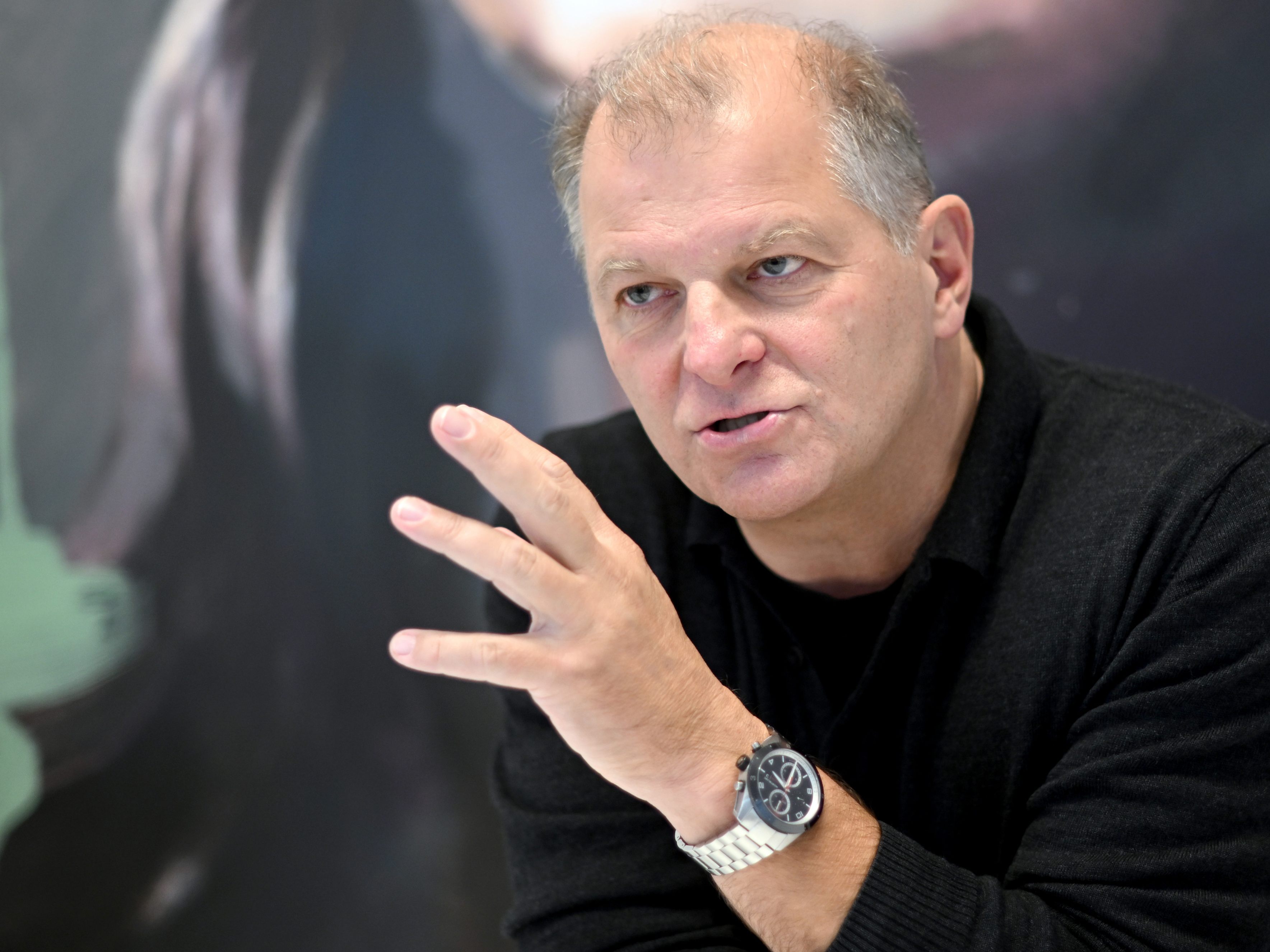 Der Burgtheater-Direktor Martin Kušej will seine Amtszeit nicht verlängern. Der Burgtheater-Direktor Martin Kušej will seine Amtszeit nicht verlängern.