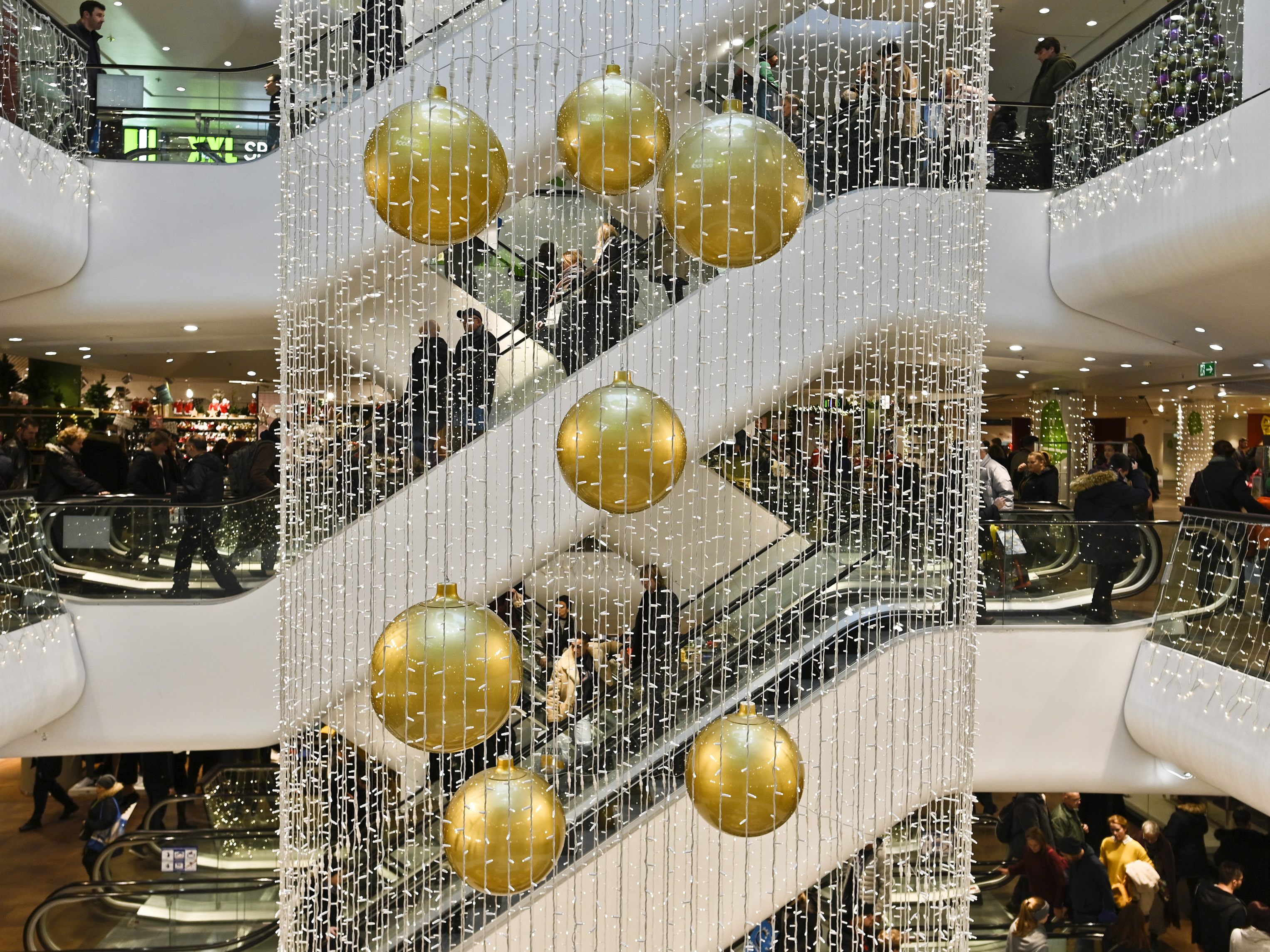 Die Wiener gehen weiterhin gerne für das Weihnachtsgeschäft einkaufen.