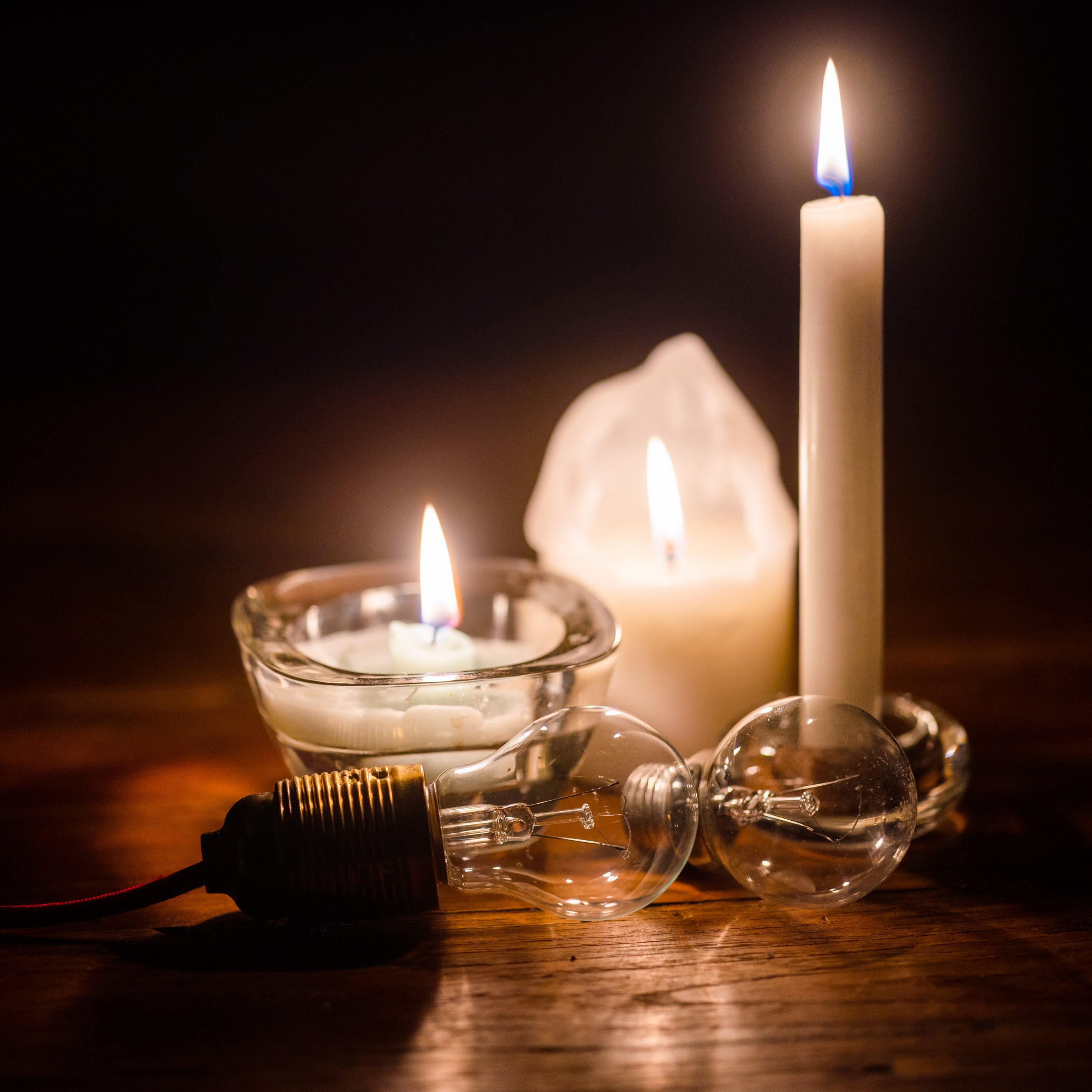 Die Österreicherinnen und Österreicher rechnen zu Weihnachten eher mit einem Blackout.