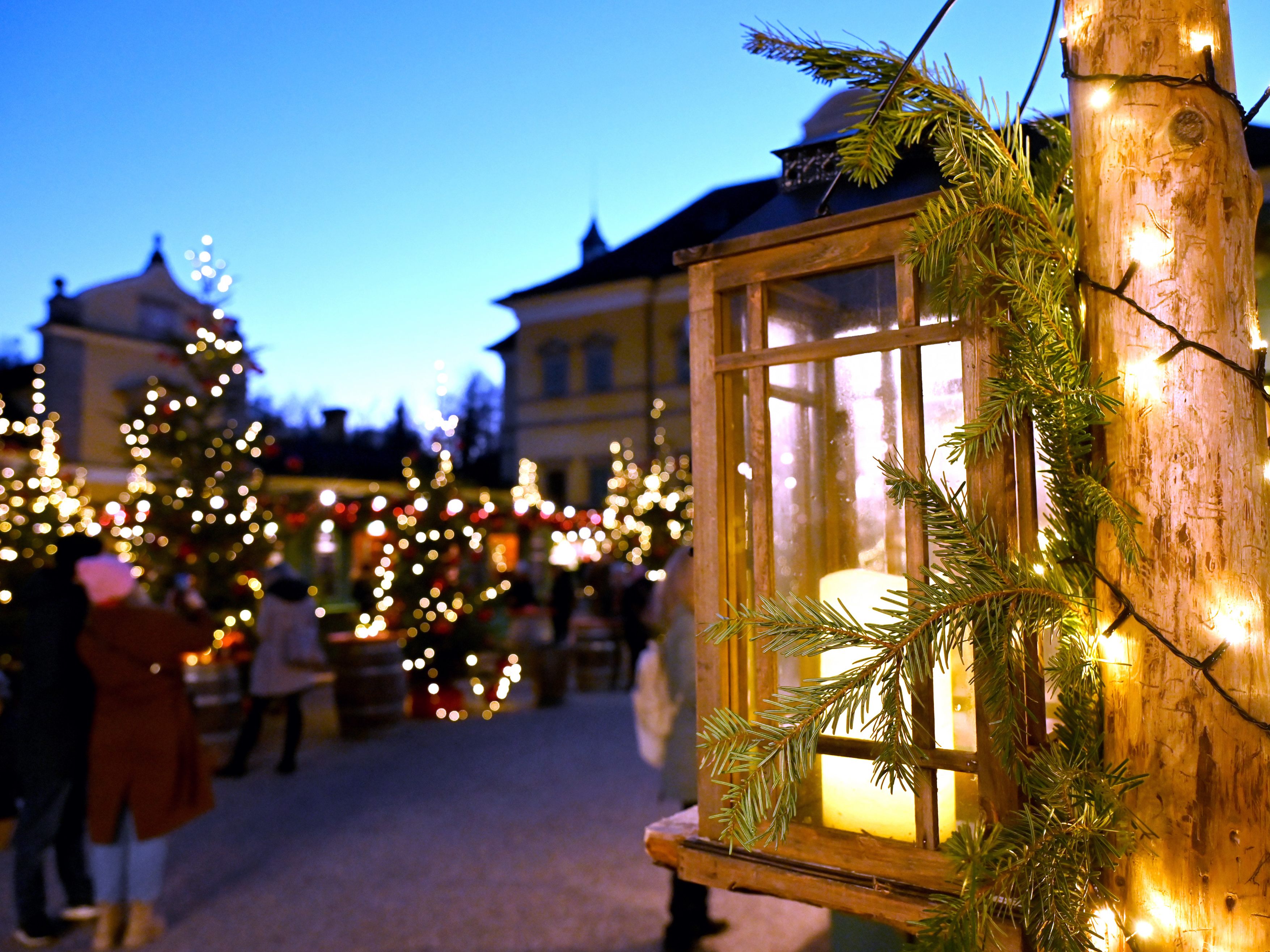 Die beliebtesten Weihnachtsmärkte in ganz Österreich wurden gewählt. Die beliebtesten Weihnachtsmärkte in ganz Österreich wurden gewählt.