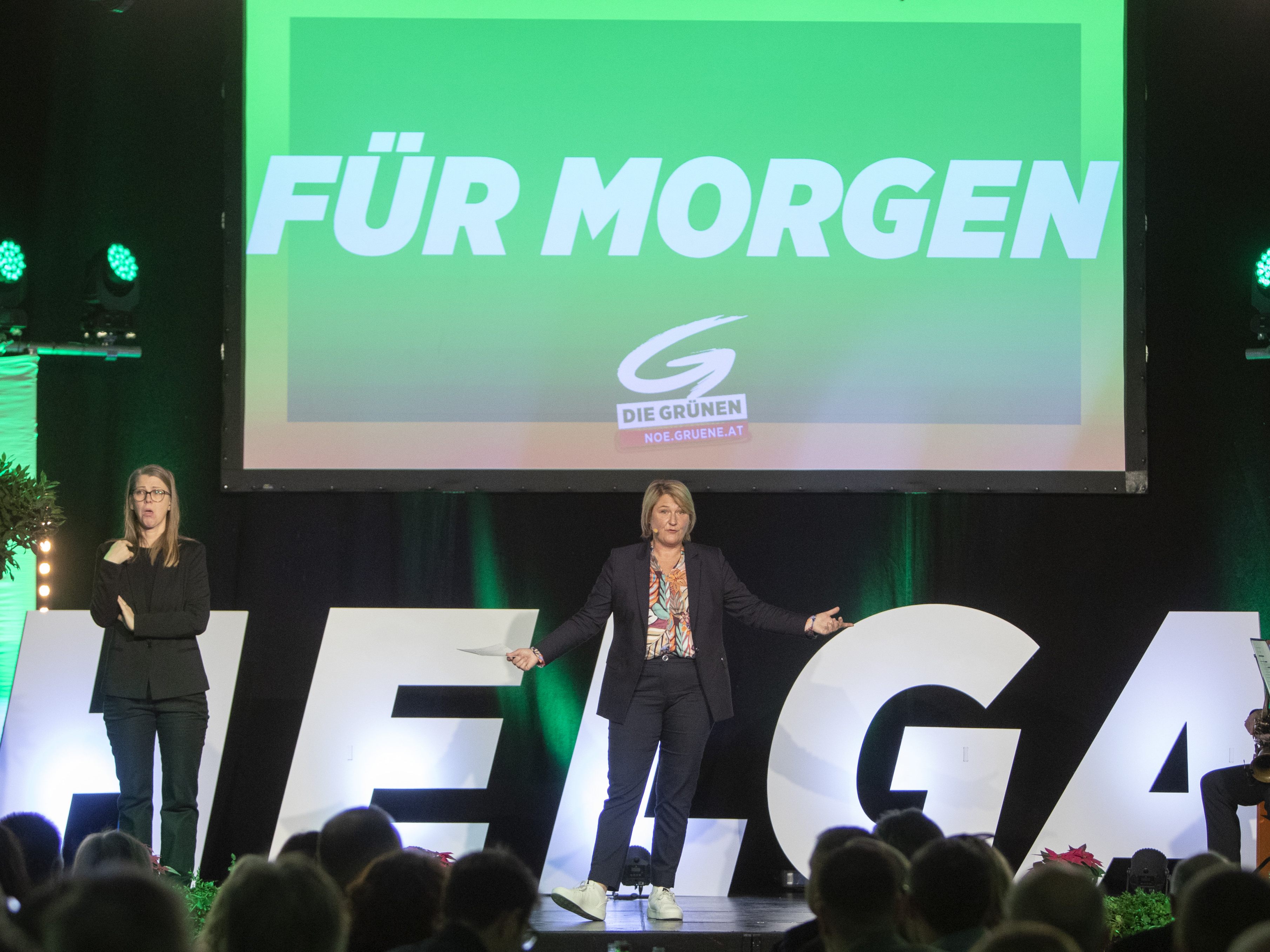 Die Grünen steigen aus Gesprächen zum Fairnessabkommen für die NÖ-Wahl aus. Die Grünen steigen aus Gesprächen zum Fairnessabkommen für die NÖ-Wahl aus.
