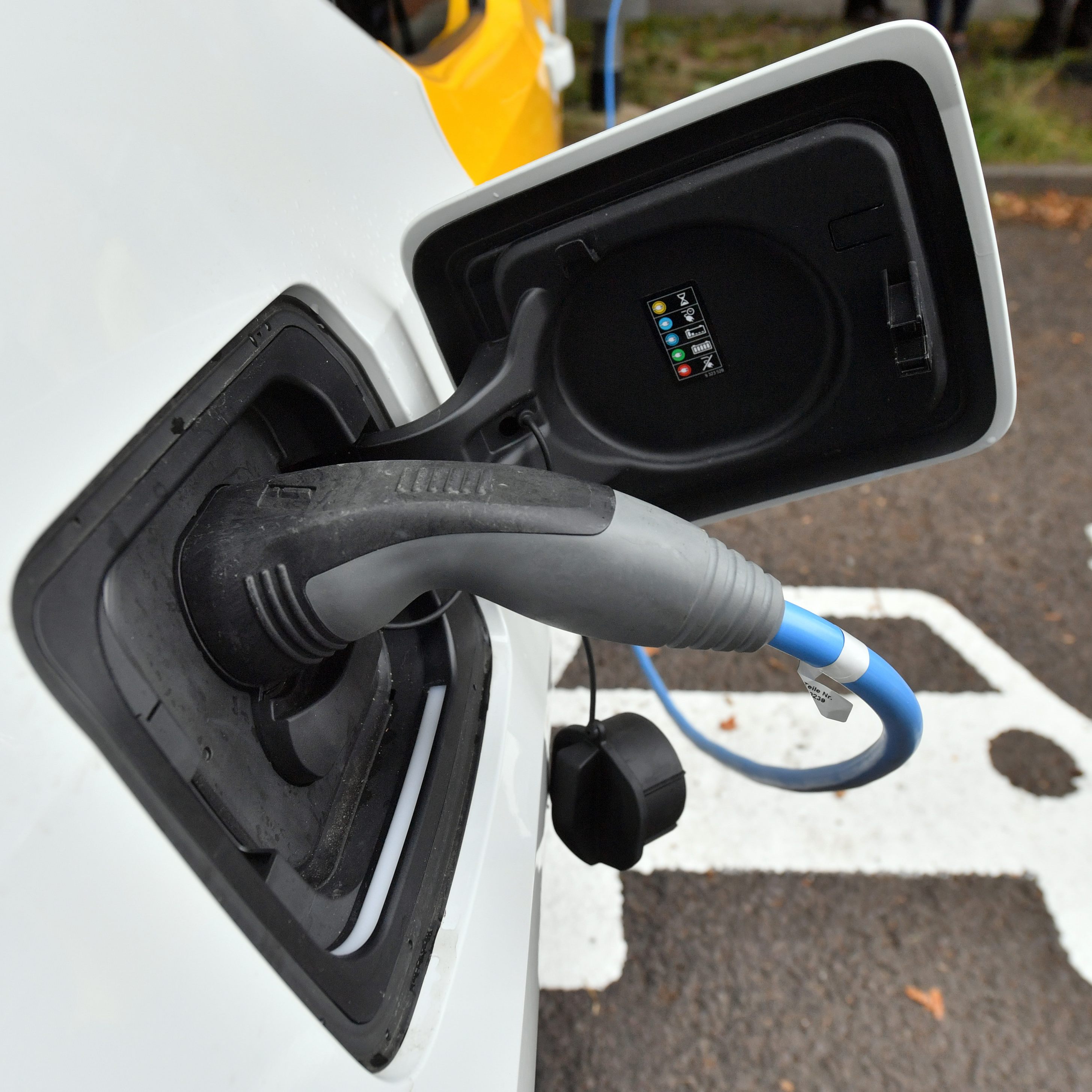 Die Asfinag beschleunigt den Ausbau des E-Ladenetzes auf Autobahnen.