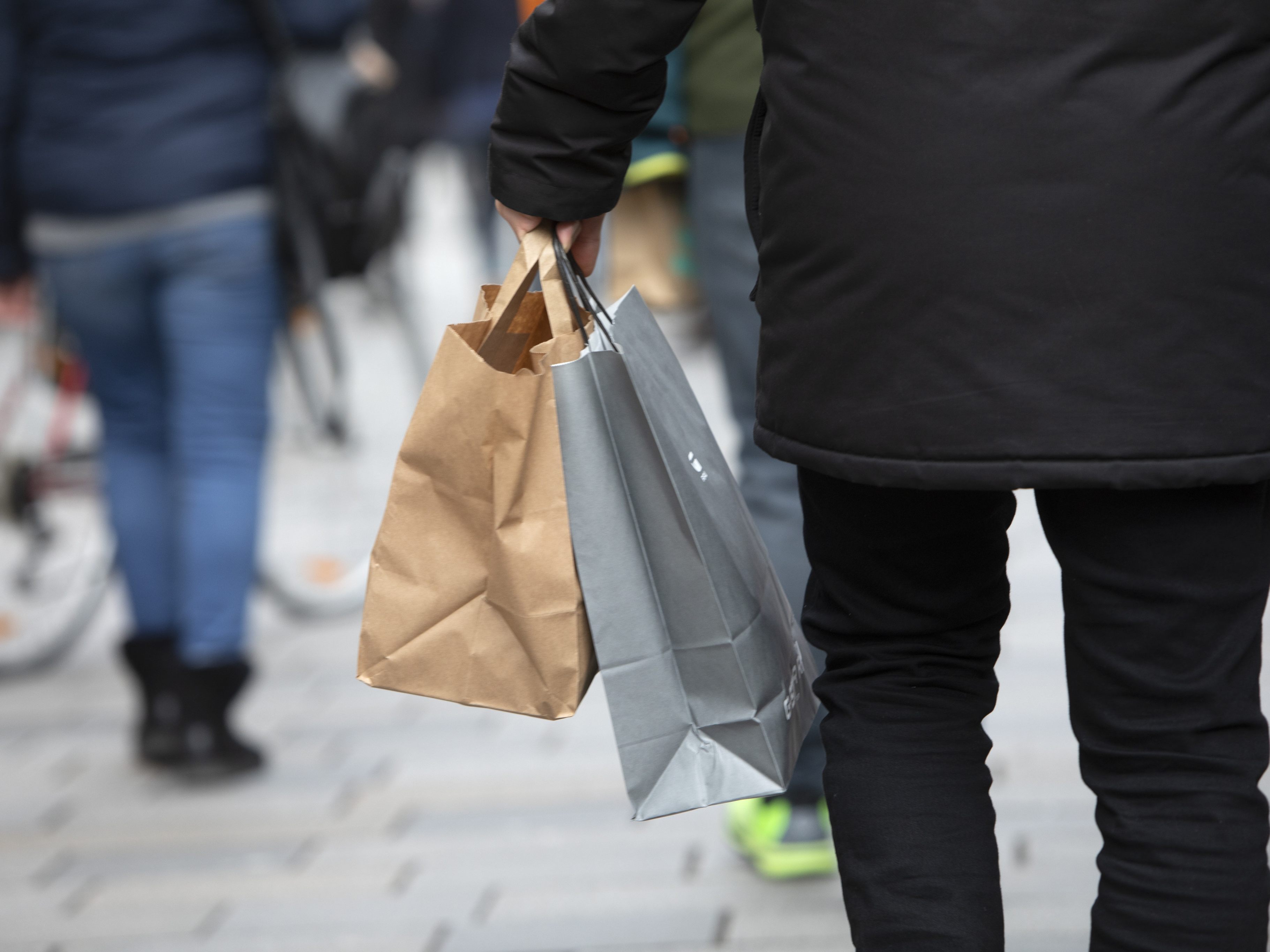 Shoppen am Feiertag: Die Öffnungszeiten am 8. Dezember 2022. Shoppen am Feiertag: Die Öffnungszeiten am 8. Dezember 2022.