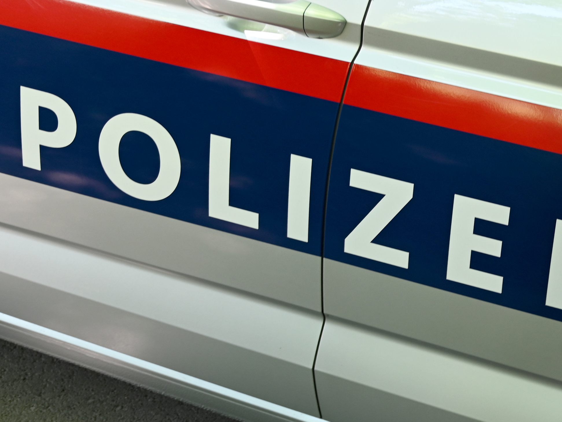 In Wien-Favoriten wurden fünf Drogendealer von der Polizei aufgegriffen. In Wien-Favoriten wurden fünf Drogendealer von der Polizei aufgegriffen.