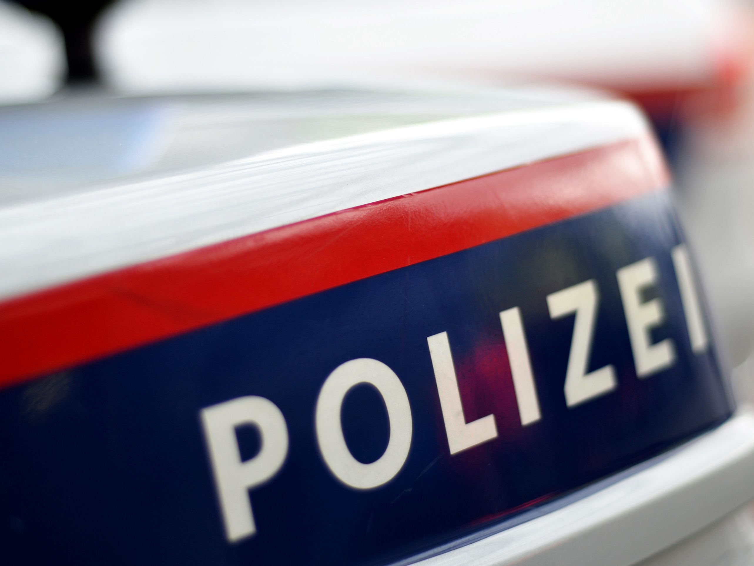 Bei einem Unfall in Lauterach wurden zwei Personen verletzt. Bei einem Unfall in Lauterach wurden zwei Personen verletzt.