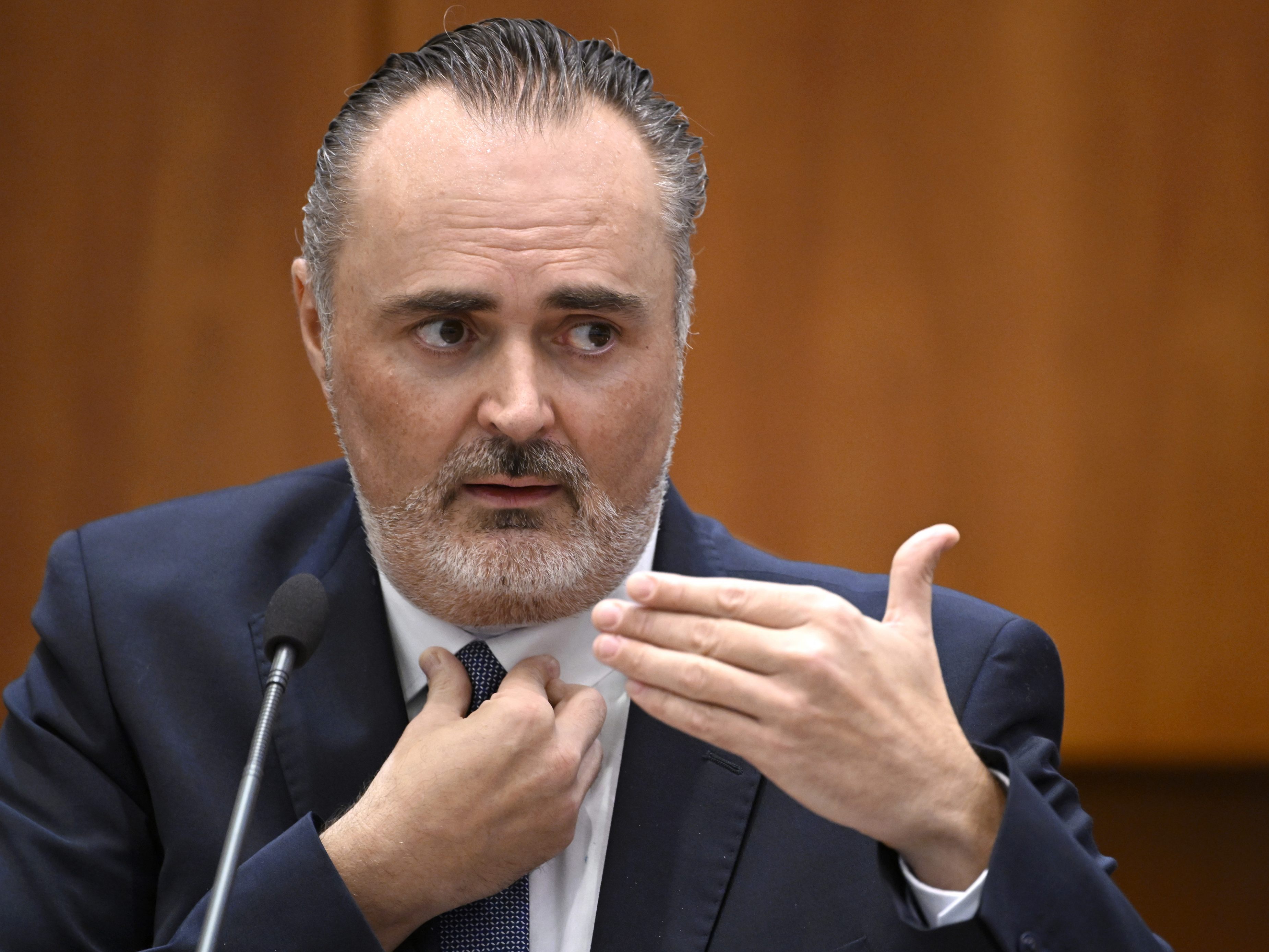 Burgenlands LH sieht den Innenminister gefordert. Burgenlands LH sieht den Innenminister gefordert.