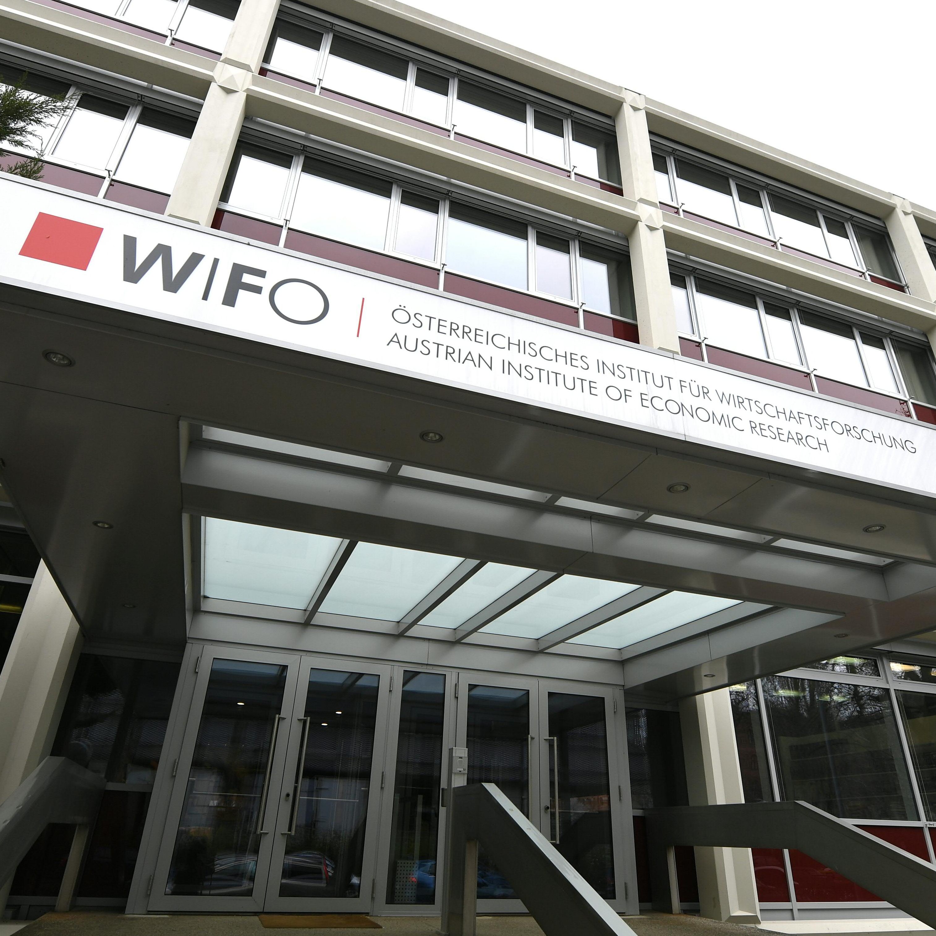 Laut Wifo und IHS soll Österreichs Wirtschaft im kommenden Jahr stagnieren.