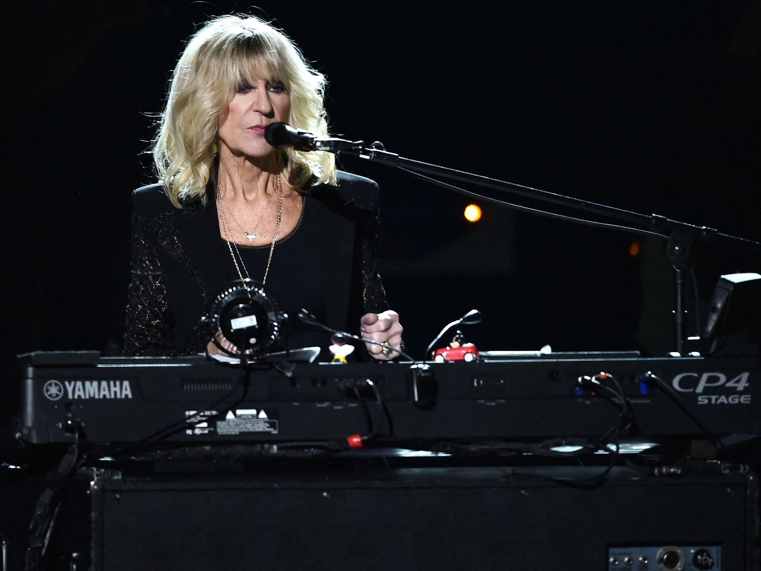 Die Sängerin der Band Fleetwood Mac, Christine McVie, ist gestorben. Die Sängerin der Band Fleetwood Mac, Christine McVie, ist gestorben.