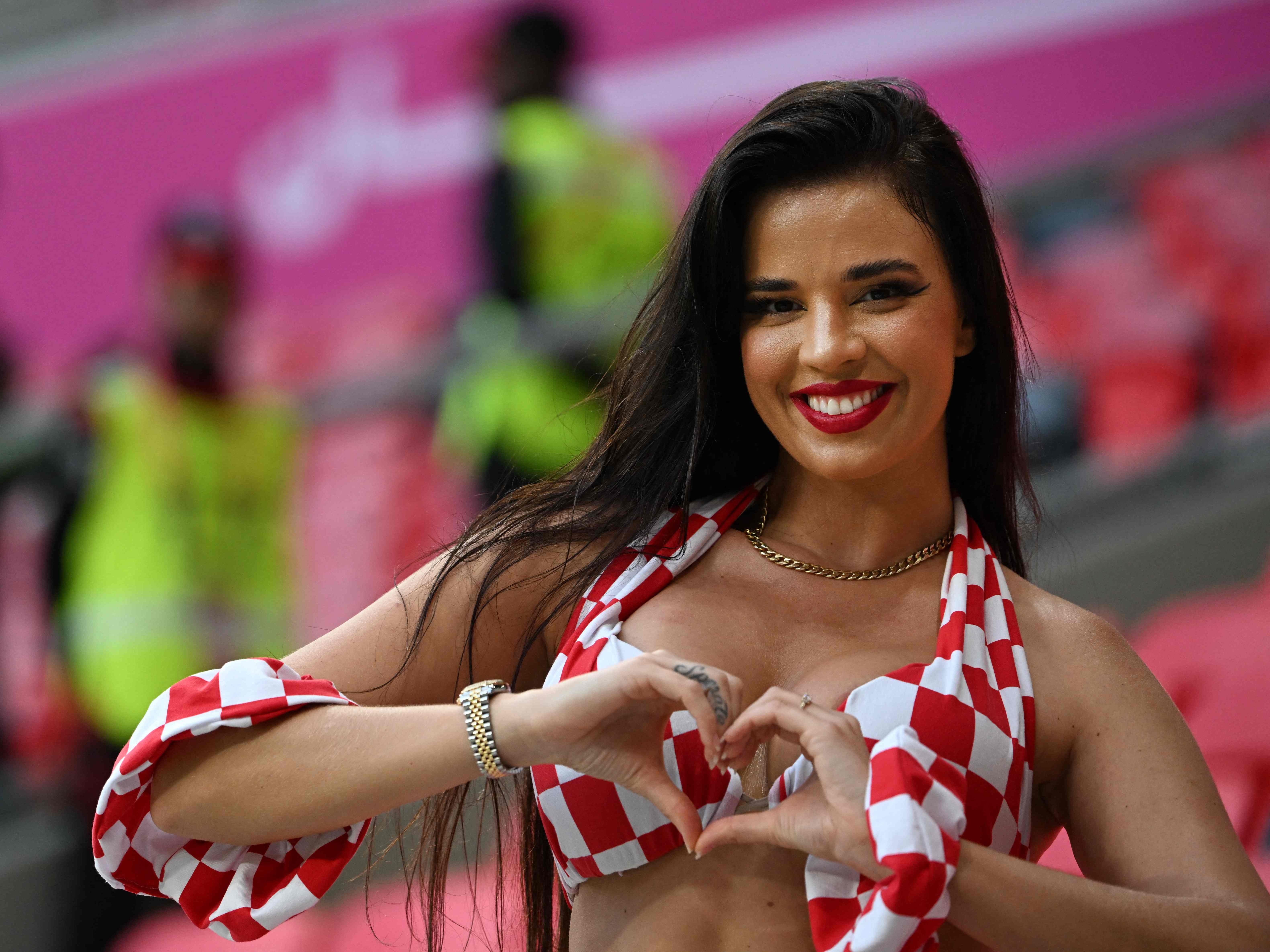 Ivana Knöll zieht aktuell alle Blicke auf sich. Ivana Knöll zieht aktuell alle Blicke auf sich.