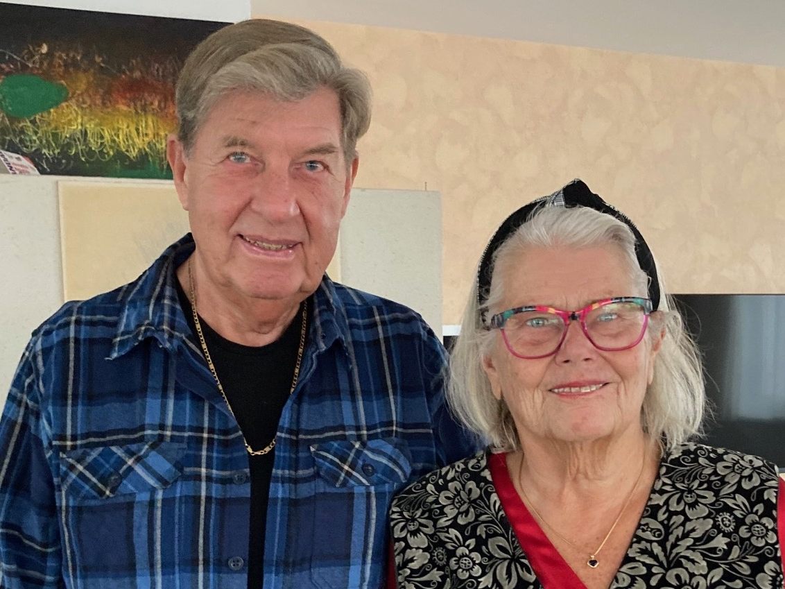 Kreativ, zufrieden und lebendig genießen Gudrun und Ulrich Klobass ihr Leben. Kreativ, zufrieden und lebendig genießen Gudrun und Ulrich Klobass ihr Leben.