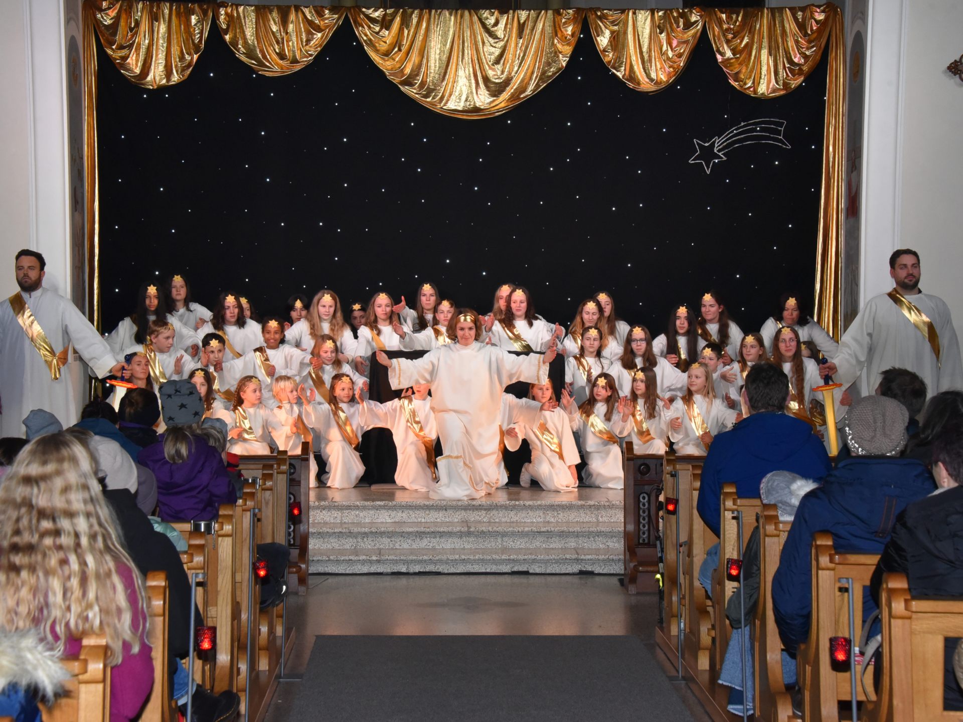 Weihnachtsmusical erobert die Herzen Feldkirch VOL.AT