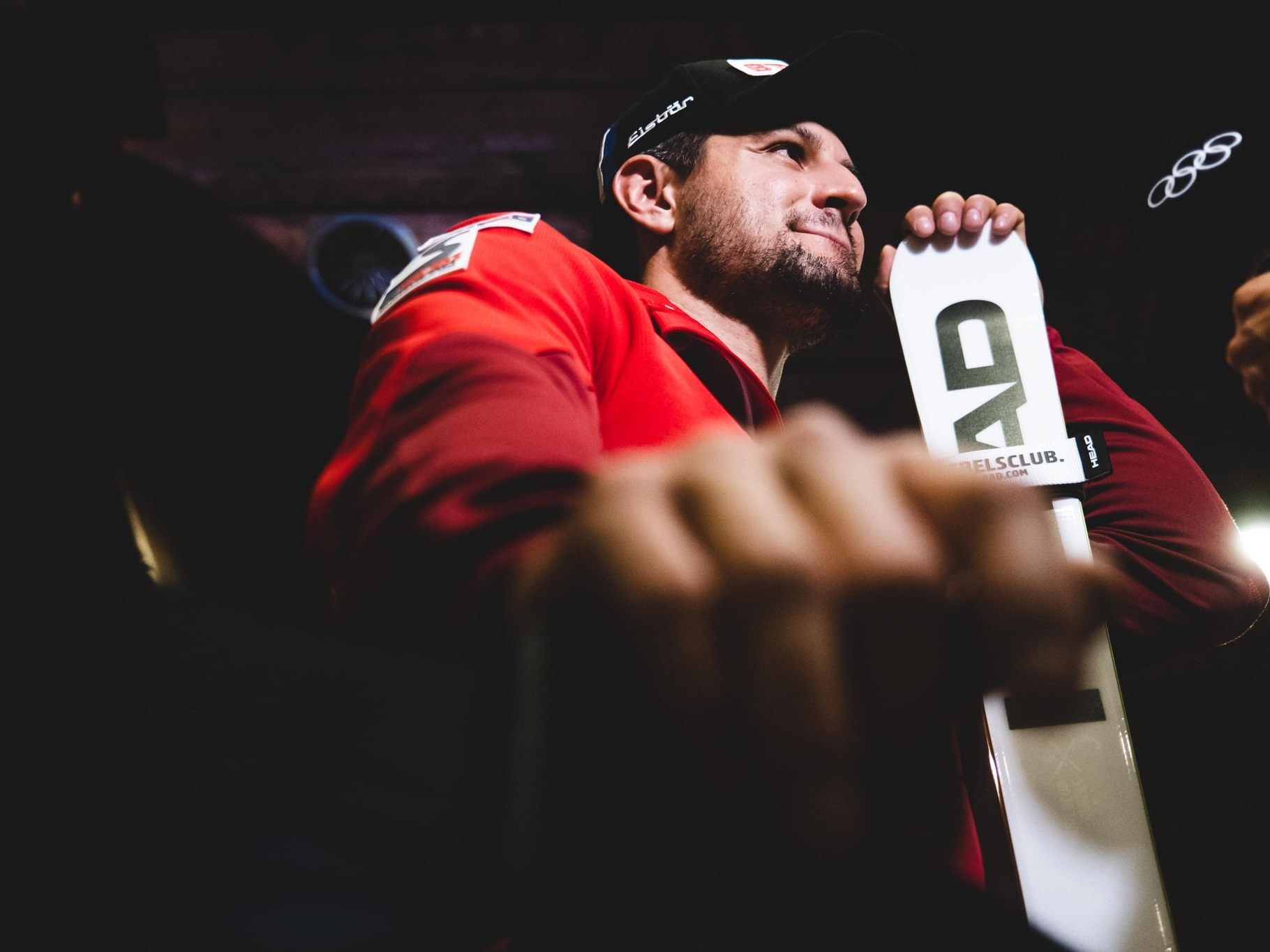 Dieser Helm ist das neue Markenzeichen von Johannes Strolz VOL.AT