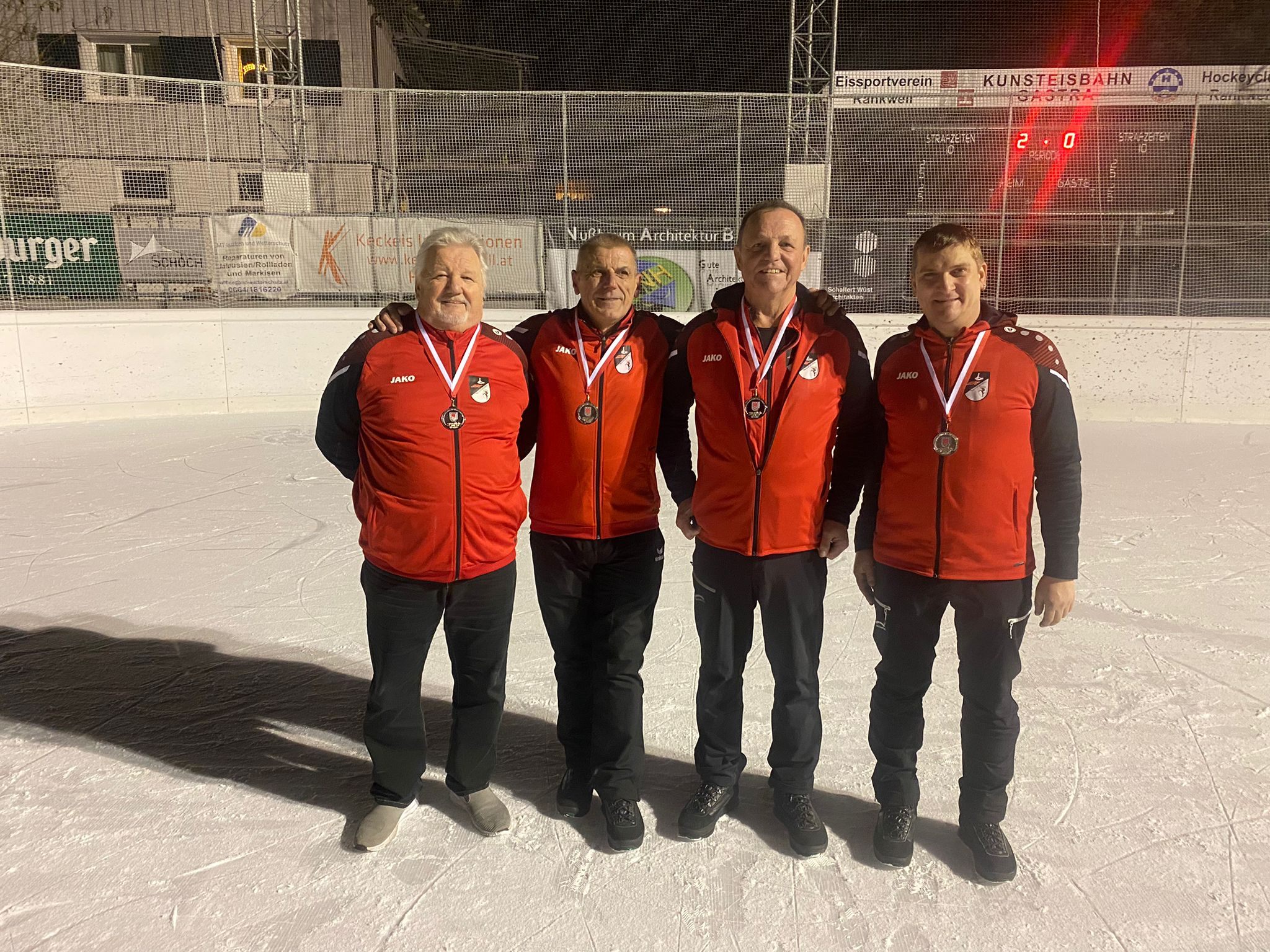 (Erich Matthä, Raimund Walch, Obmann Josef Gruber, Vinzenz Zech) (Erich Matthä, Raimund Walch, Obmann Josef Gruber, Vinzenz Zech)