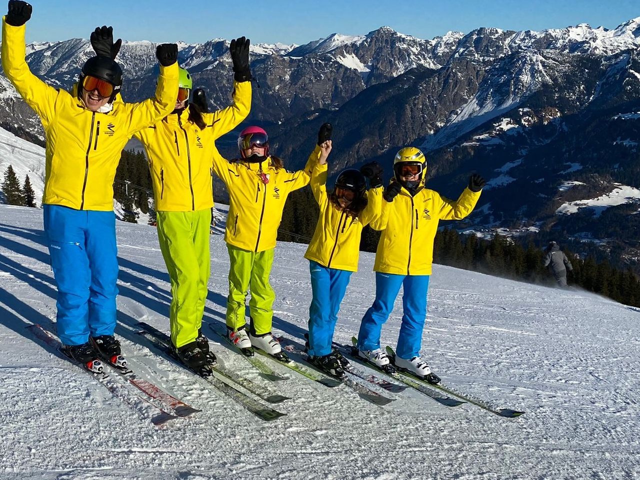 Das SV Götzis Trainer- und Nachwuchsteam freuen sich auf die Schisaison