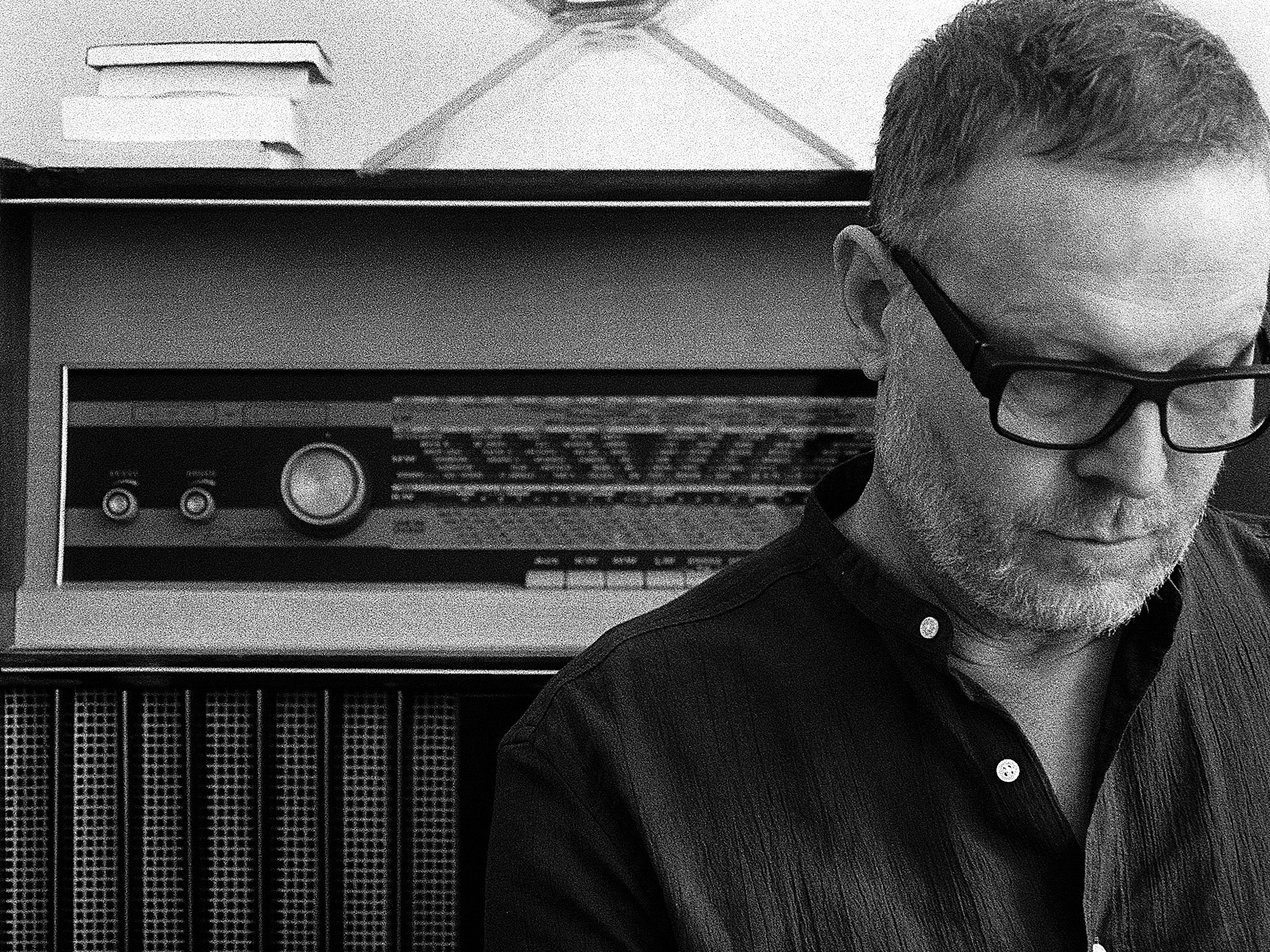 Die Lesung und das Konzert mit Bernhard Mooshammer bildet den Höhepunkt der Spielboden-Woche. Die Lesung und das Konzert mit Bernhard Mooshammer bildet den Höhepunkt der Spielboden-Woche.