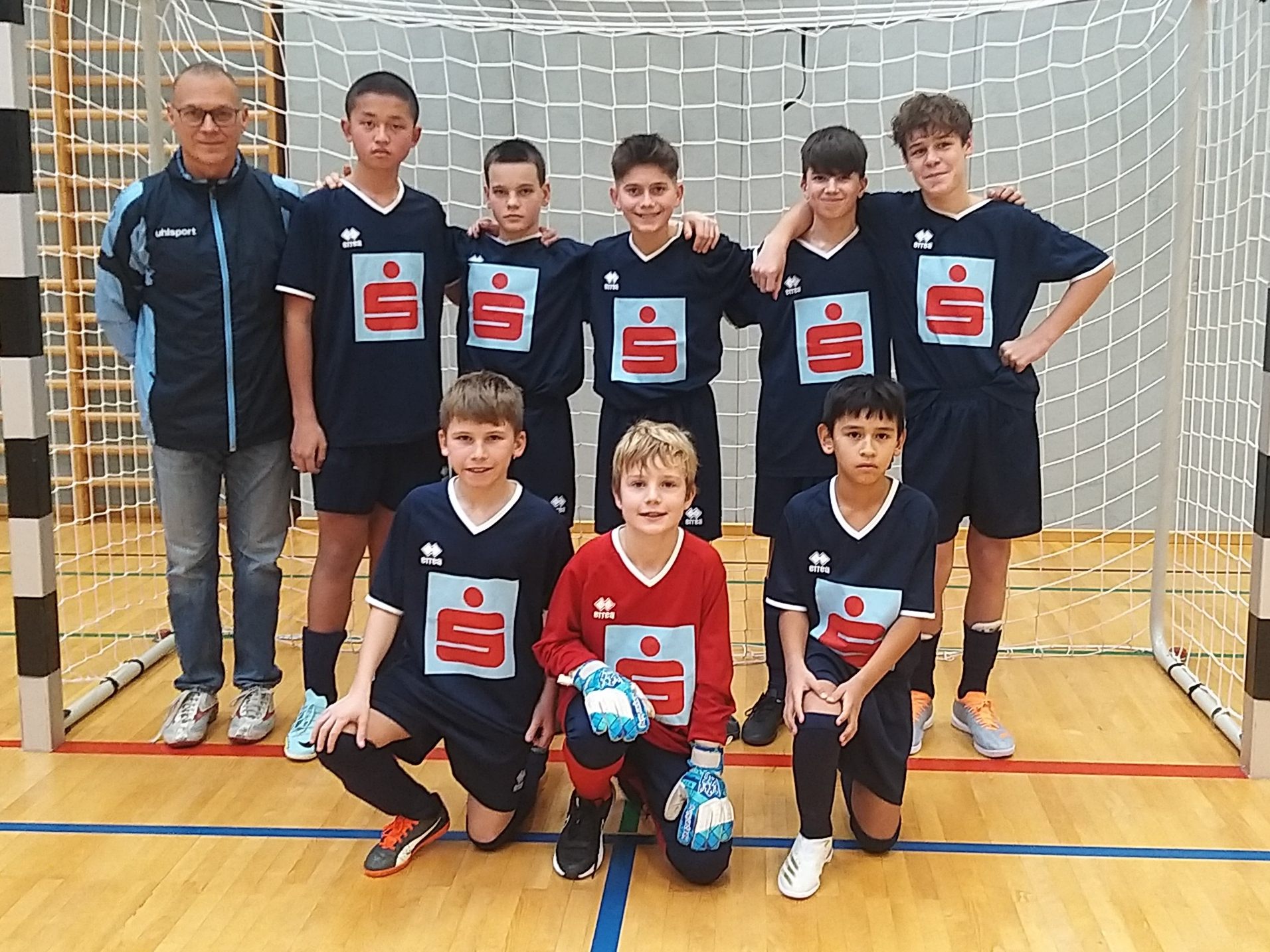 Die Youngsters aus Hard holten sich den Sieg bei der Futsal-Bezirksmeisterschaft.