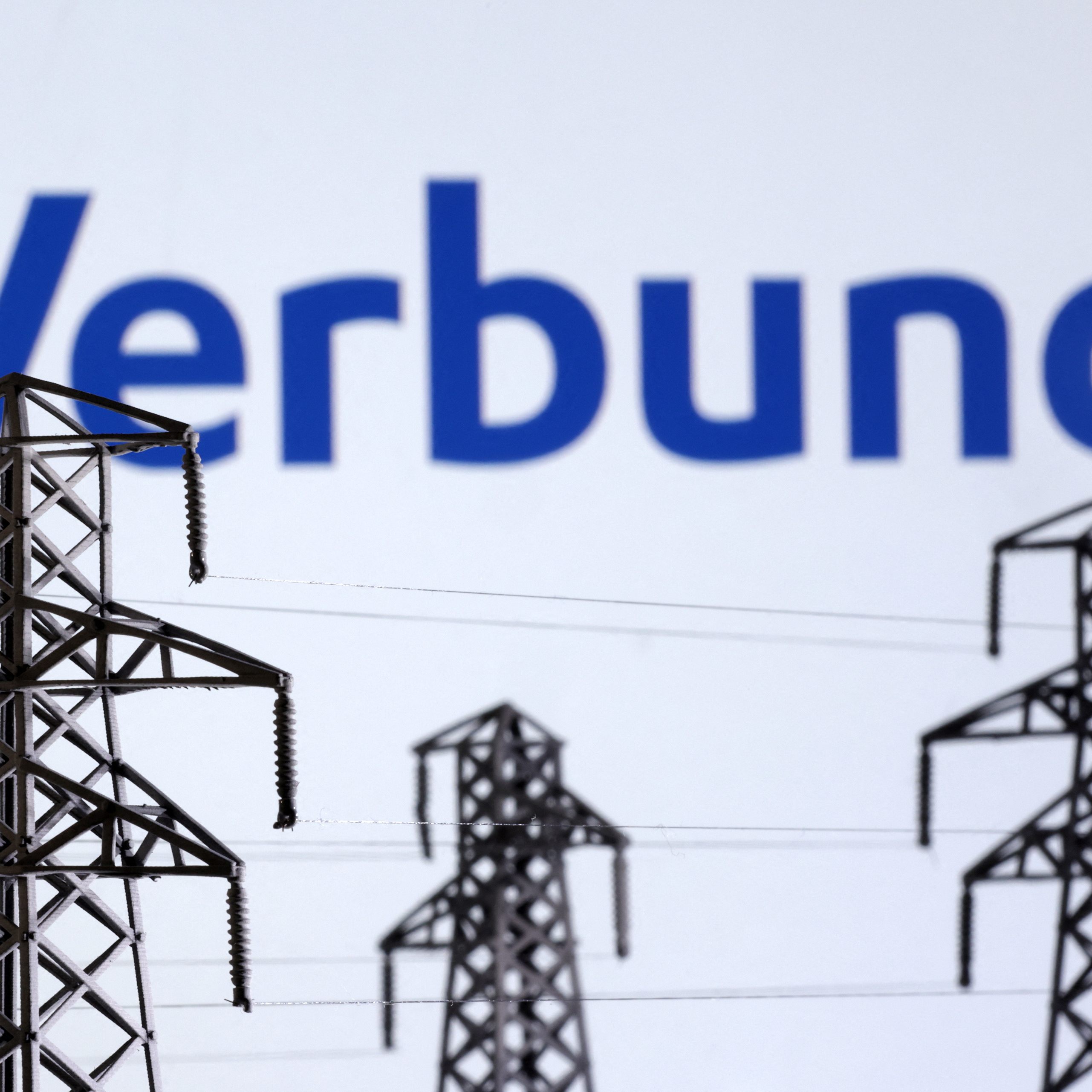 Der Verbund erhöht den Strompreis für Bestandskunden, senkt ihn für Neukunden.