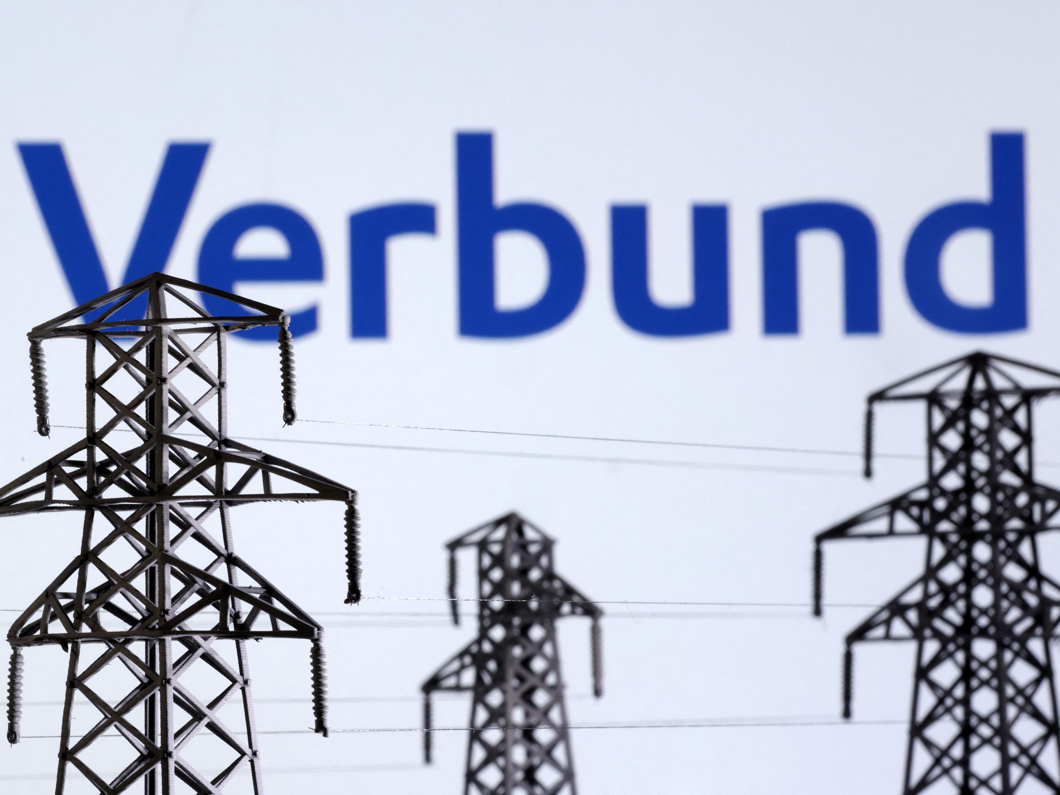 Der Verbund erhöht den Strompreis für Bestandskunden, senkt ihn für Neukunden.
