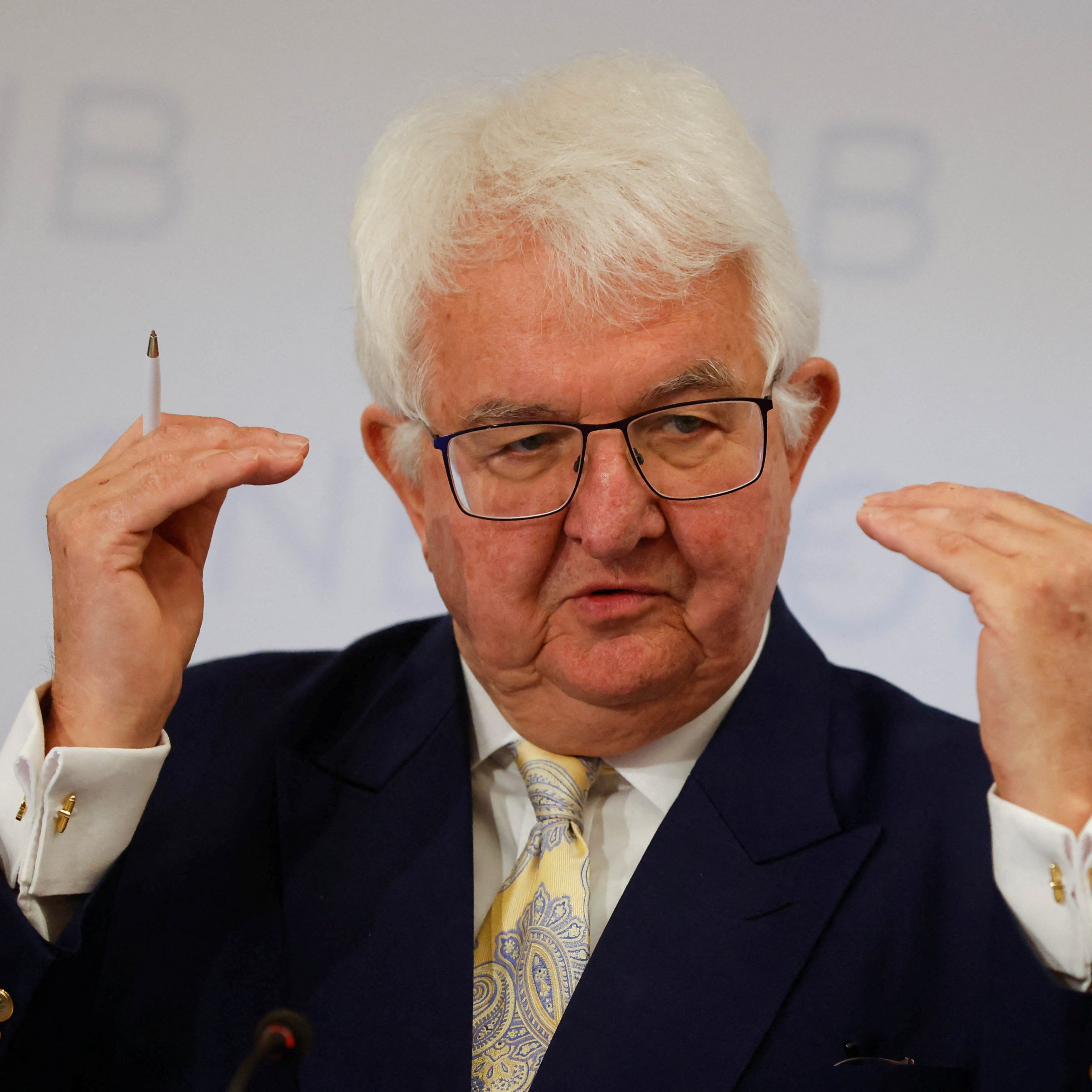 Die Zinsen müssen laut Holzmann deutlich weiter angehoben werden.