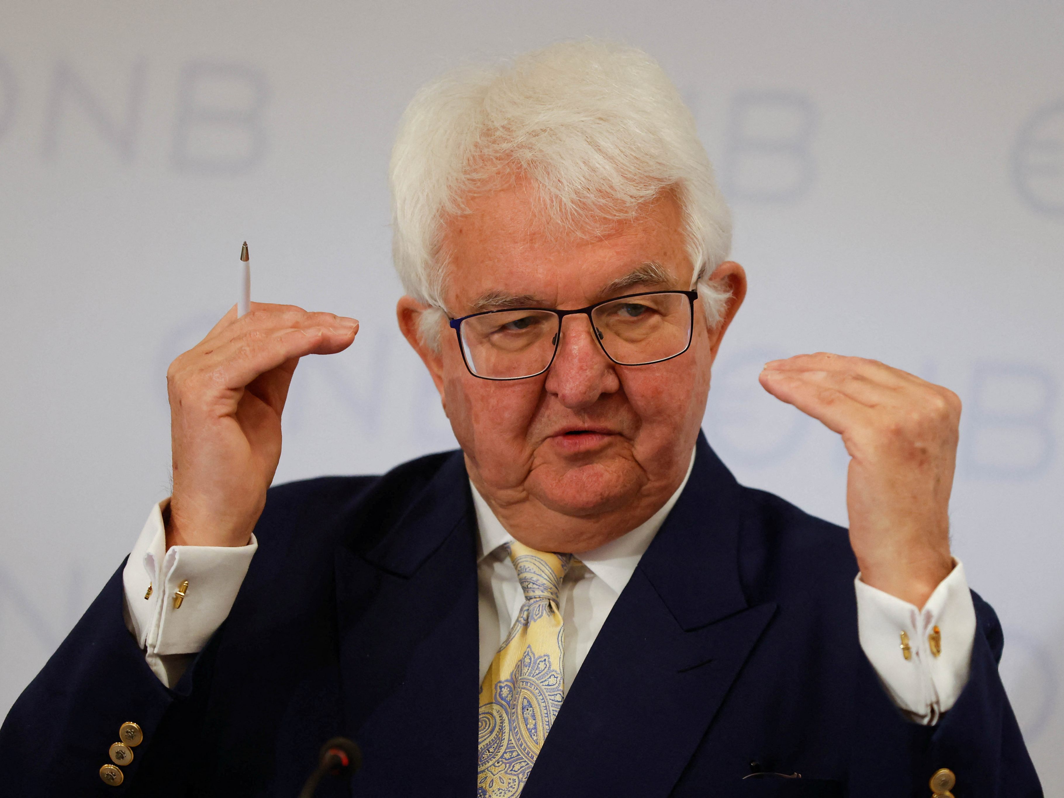 Die Zinsen müssen laut Holzmann deutlich weiter angehoben werden.