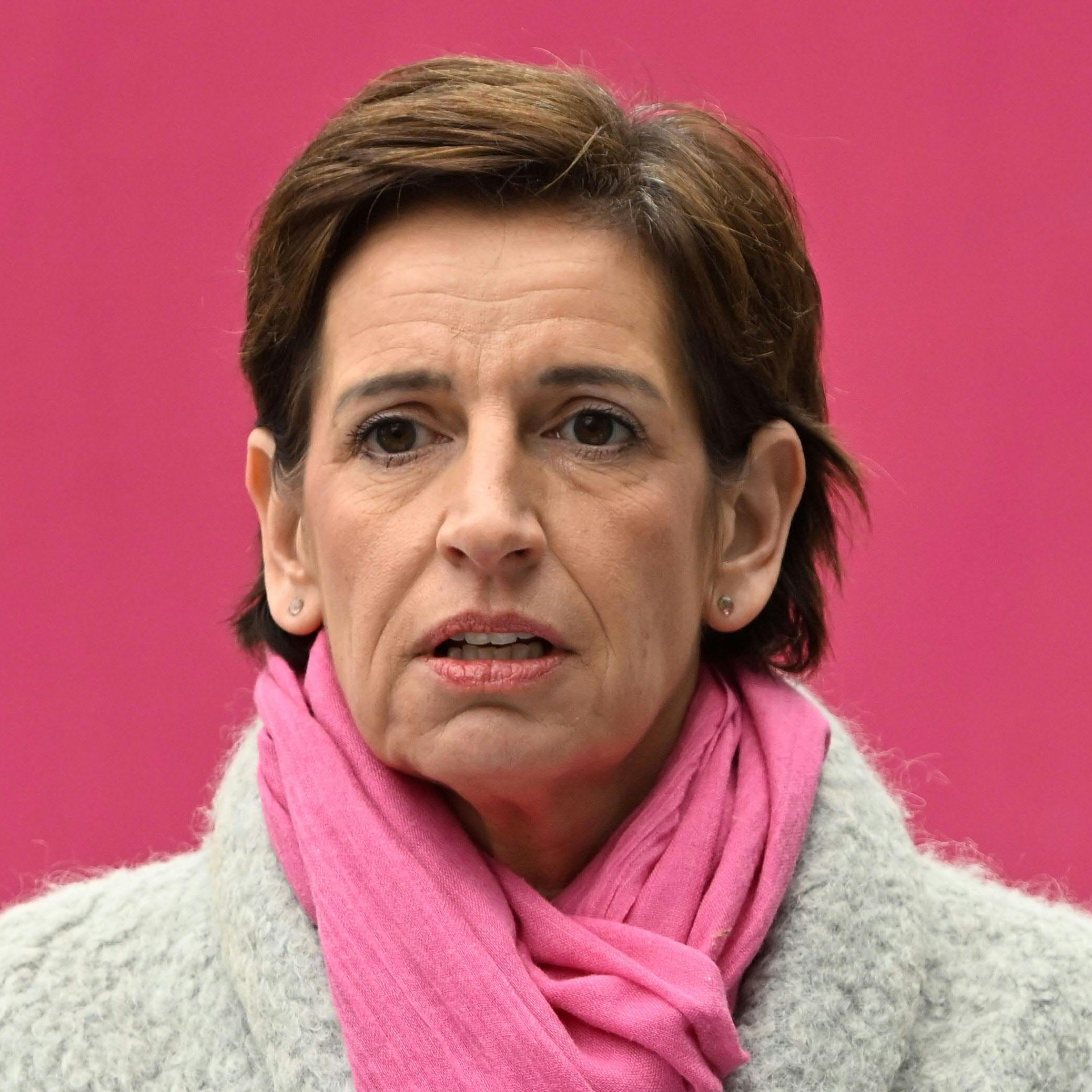 Die NEOS wollen ein Generationenpaket.