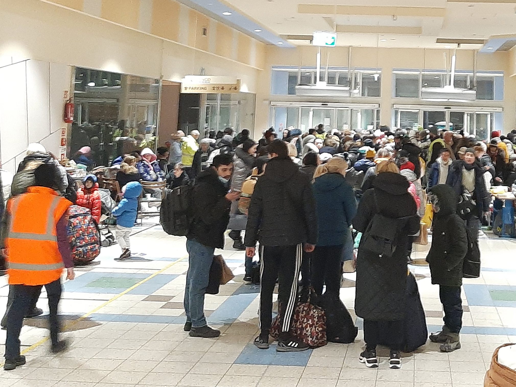 Der russische Angriffskrieg könnte eine zweite Flüchtlingswelle aus Ukraine auslösen. Der russische Angriffskrieg könnte eine zweite Flüchtlingswelle aus Ukraine auslösen.