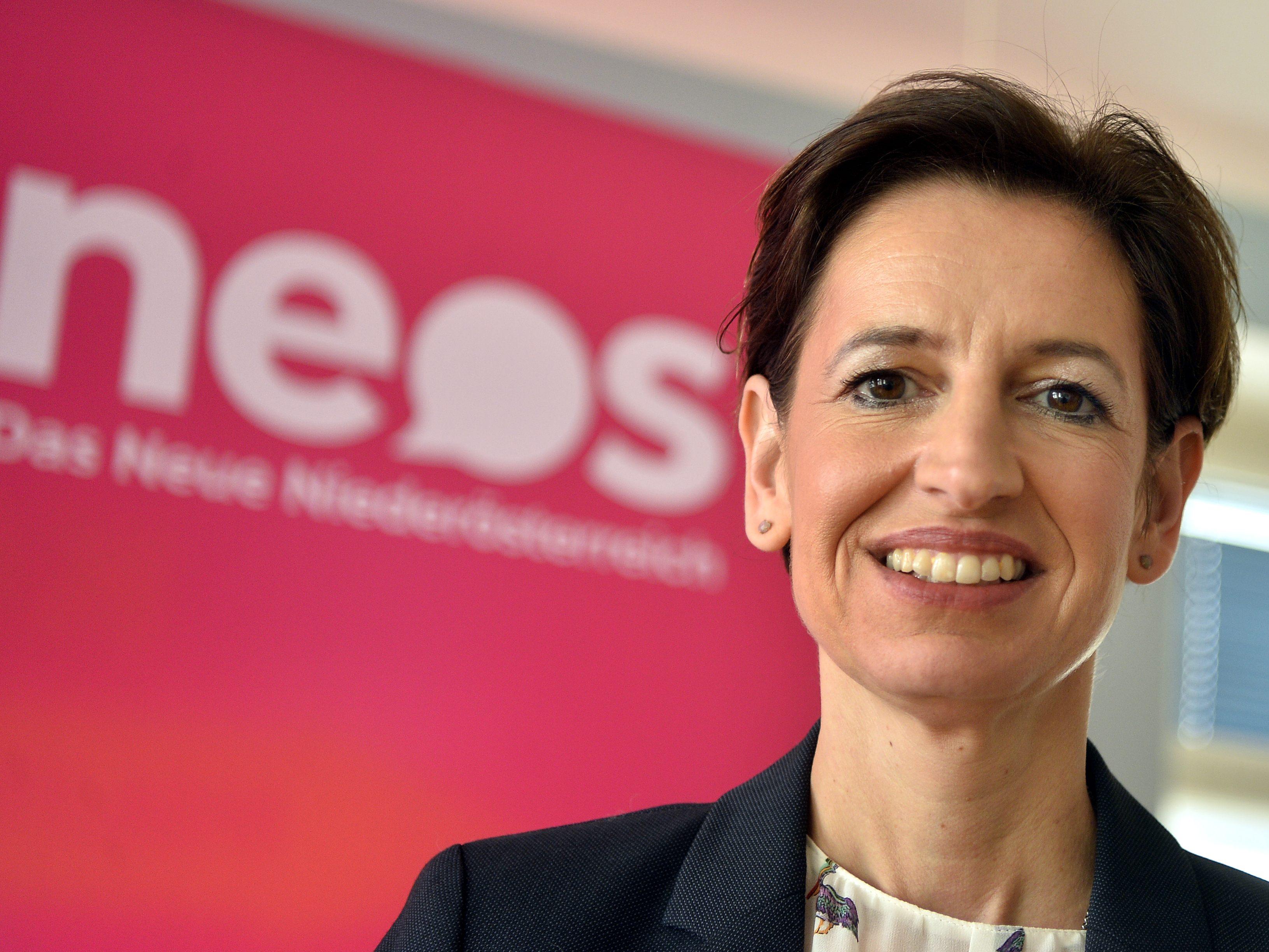 Steckbrief der NEOS-Spitzenkandidaten Indra Collini.