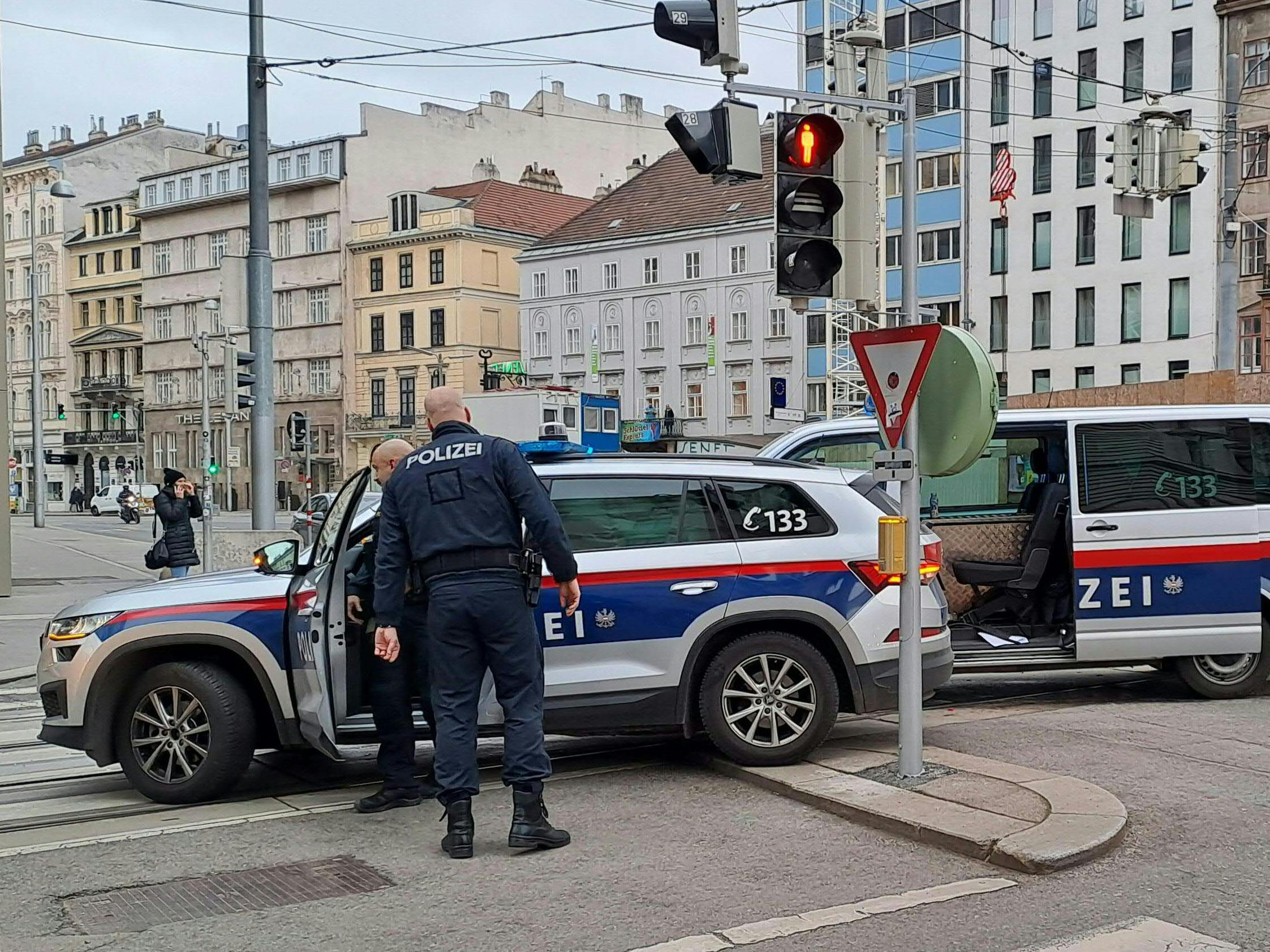 Nach dem Postraub in Wien zeigte sich der Verdächtige nun geständig.