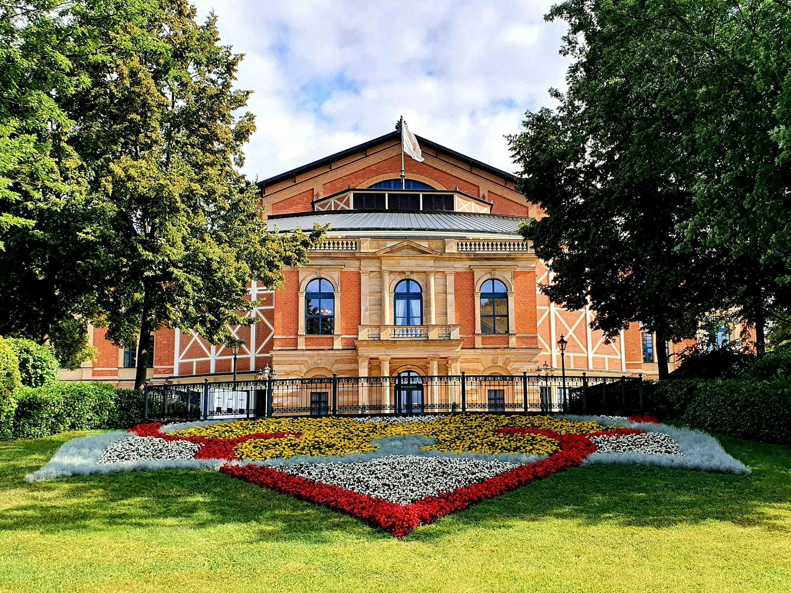 Sexismus-Vorwürfe bei Bayreuther Festspielen juristisch ohne Konsequenzen.