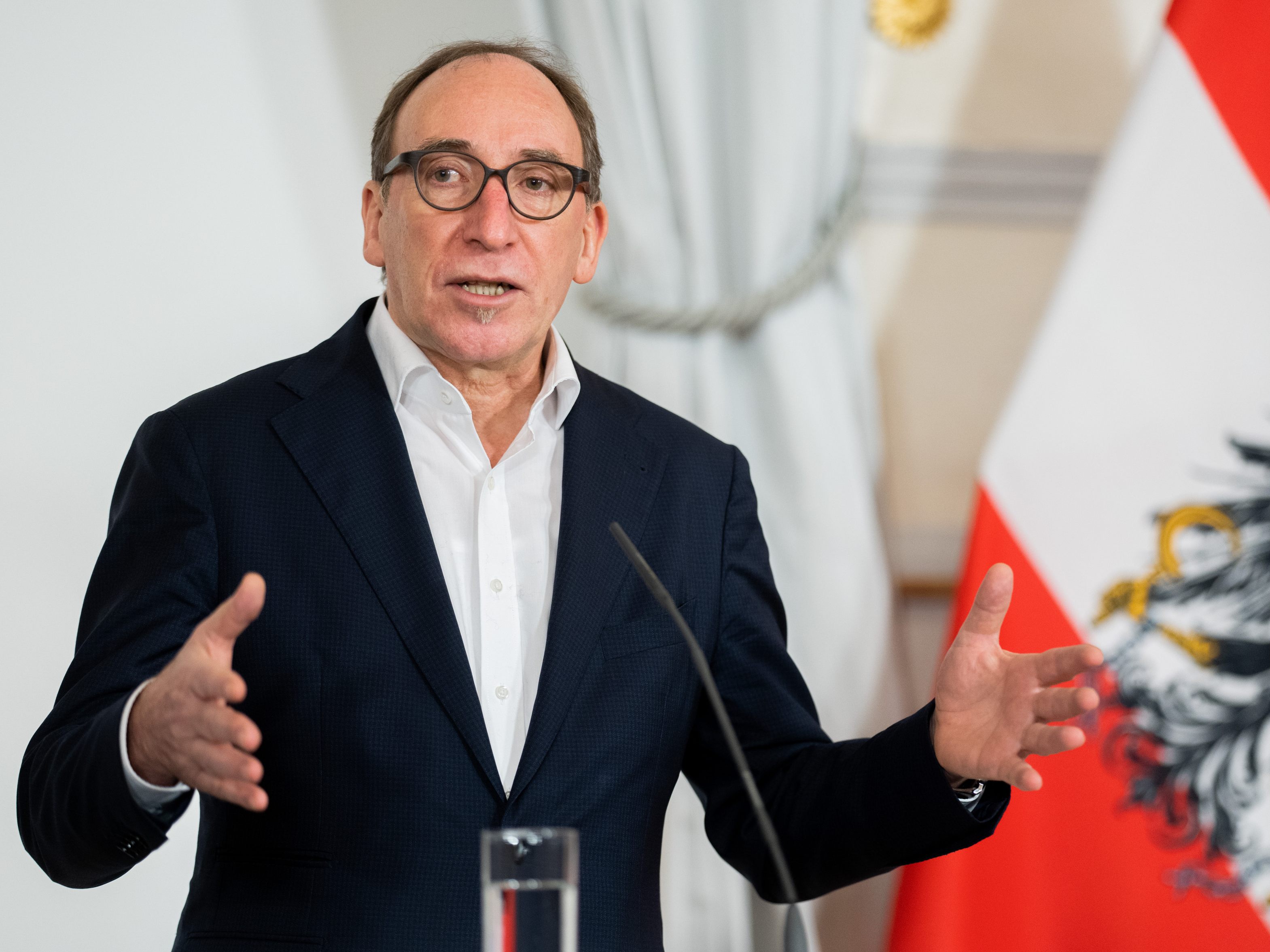 Laut Gesundheitsminister Johannes Rauch waren die Corona-Impfstoffe entscheidend.