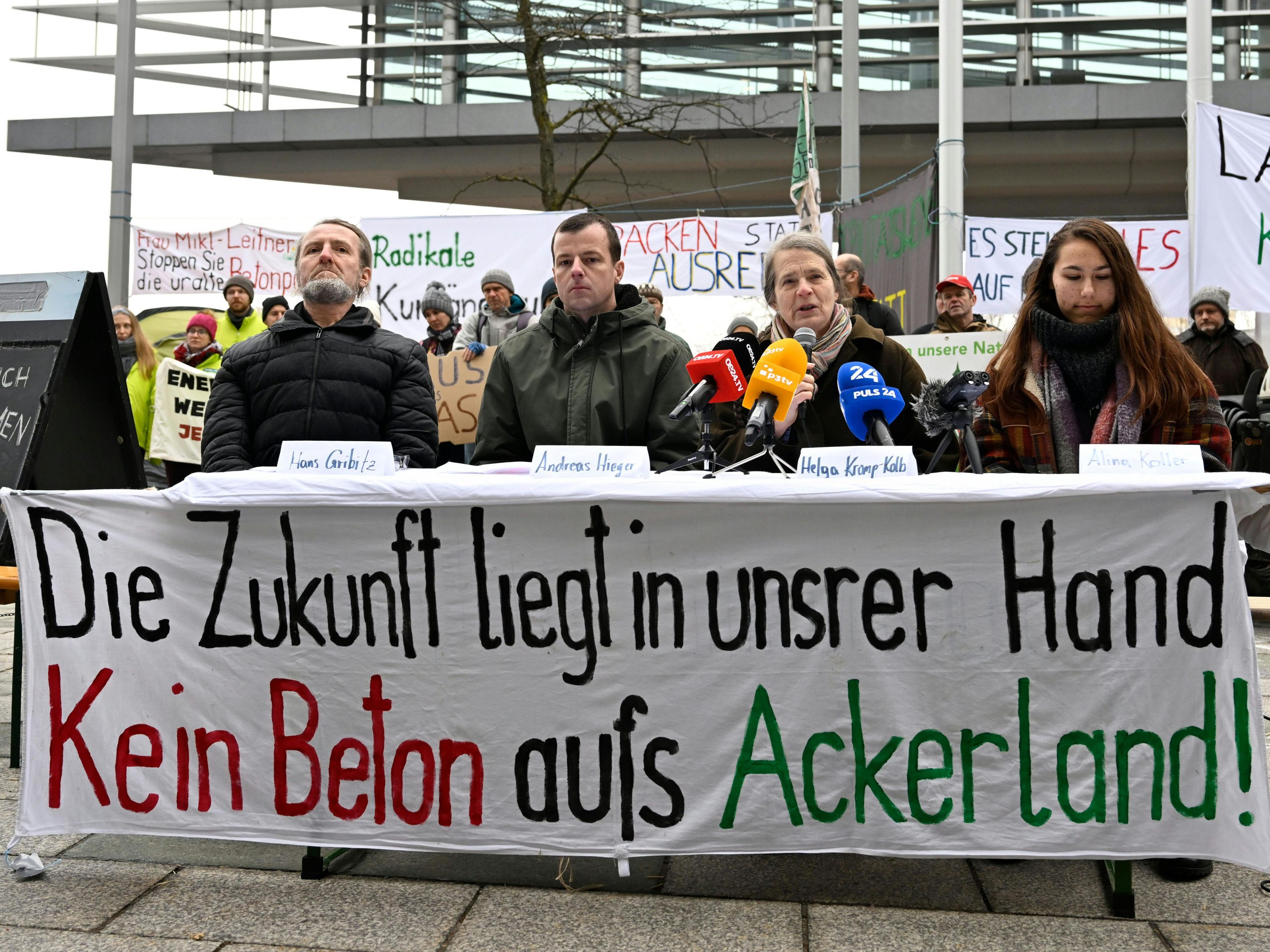 Das Klima-Protestcamp vor der NÖ-Wahl thematisierte die Bodenversiegelung im Bundesland.