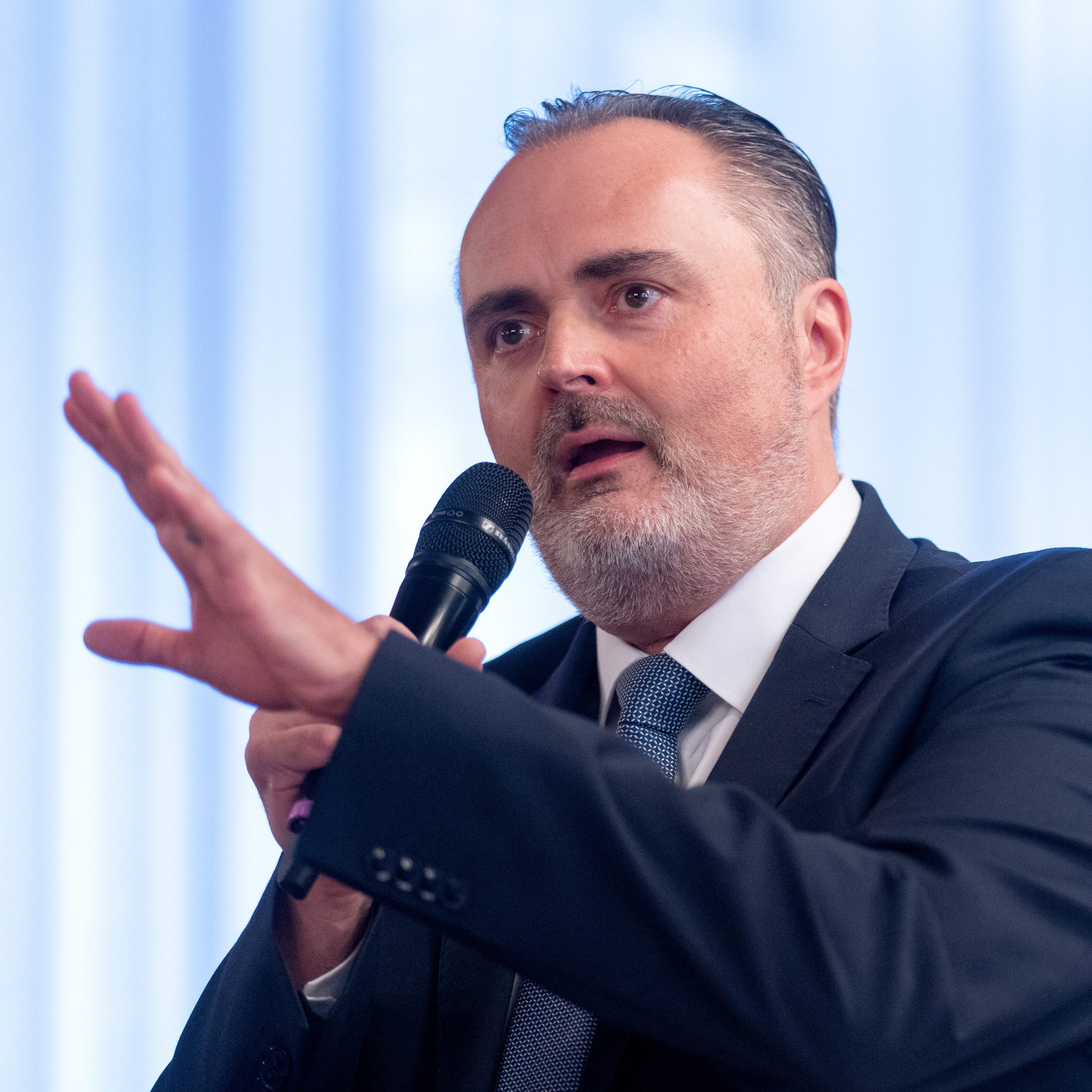 Burgenlands Landeshauptmann Hans Peter Doskozil (SPÖ) will über die Strukturen des Gesundheitssystems reden.