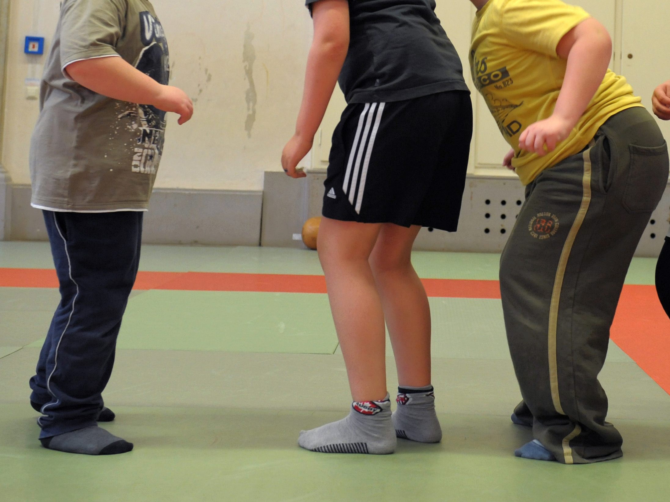 Starkes Übergewicht kann bereits bei Kindern eine Fettleber verursachen.