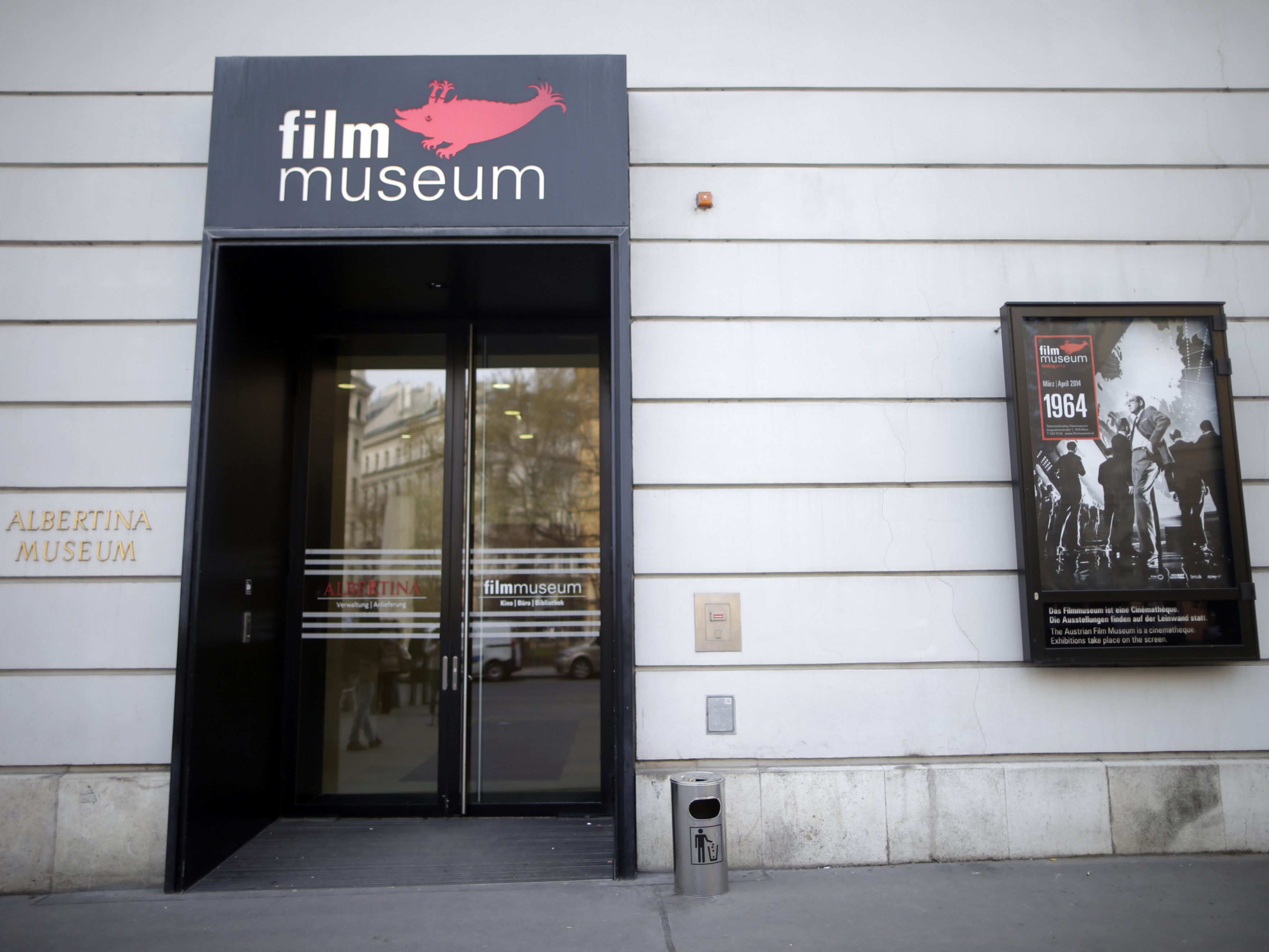 Im Filmmuseum Wien wird die Geschichte des Holocaustes visuell aufgearbeitet.