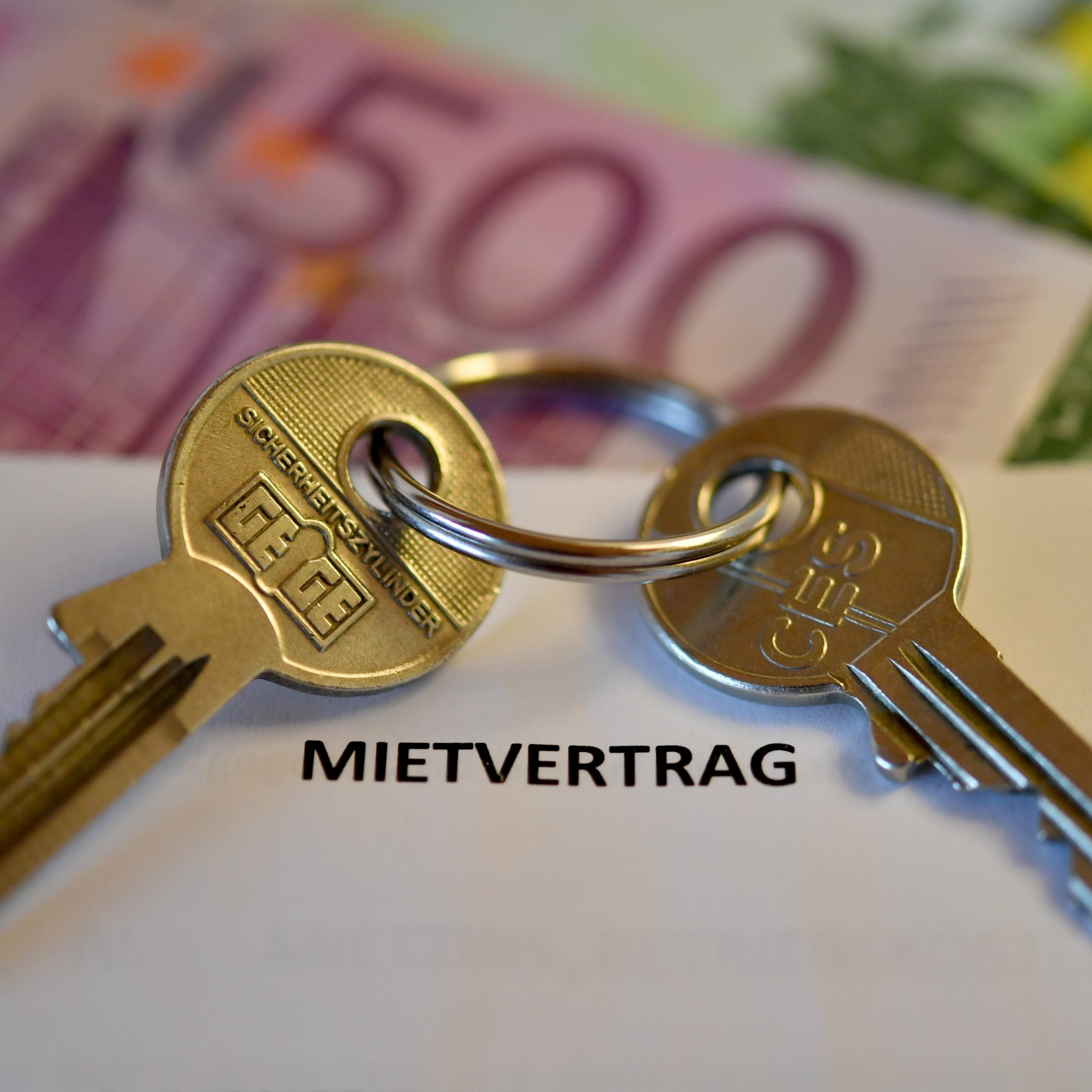 Laut AK gibt es ab 1. April 2023 wieder eine saftige Preiserhöhung bei den Mieten.