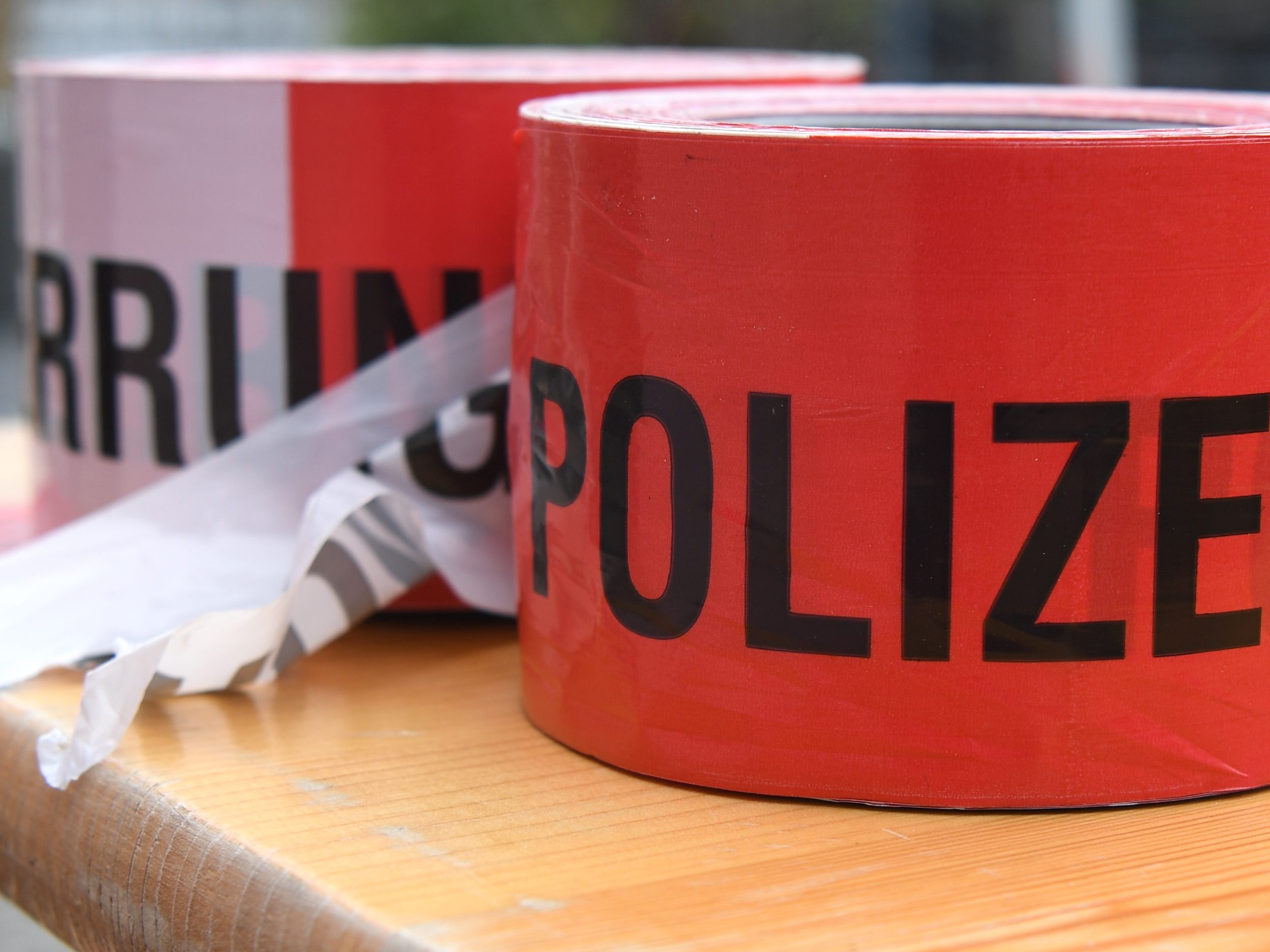 In einer Wohnung in Wien-Donaustadt wurde ein Mann tot aufgefunden. In einer Wohnung in Wien-Donaustadt wurde ein Mann tot aufgefunden.