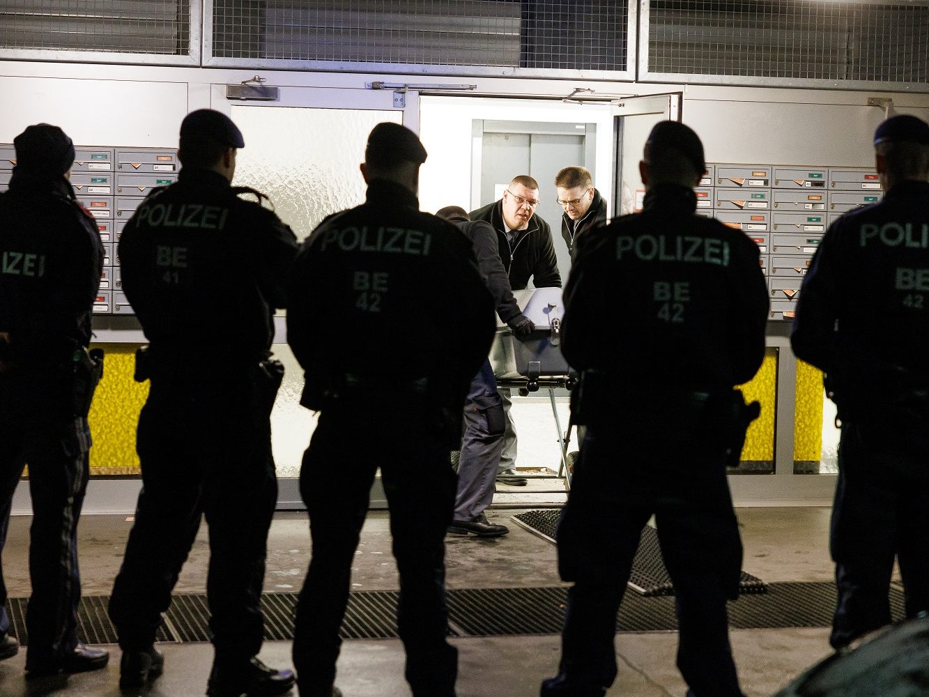 Mann schoss in Wien auf Polizisten - 60-Jähriger von Beamten getötet Mann schoss in Wien auf Polizisten - 60-Jähriger von Beamten getötet