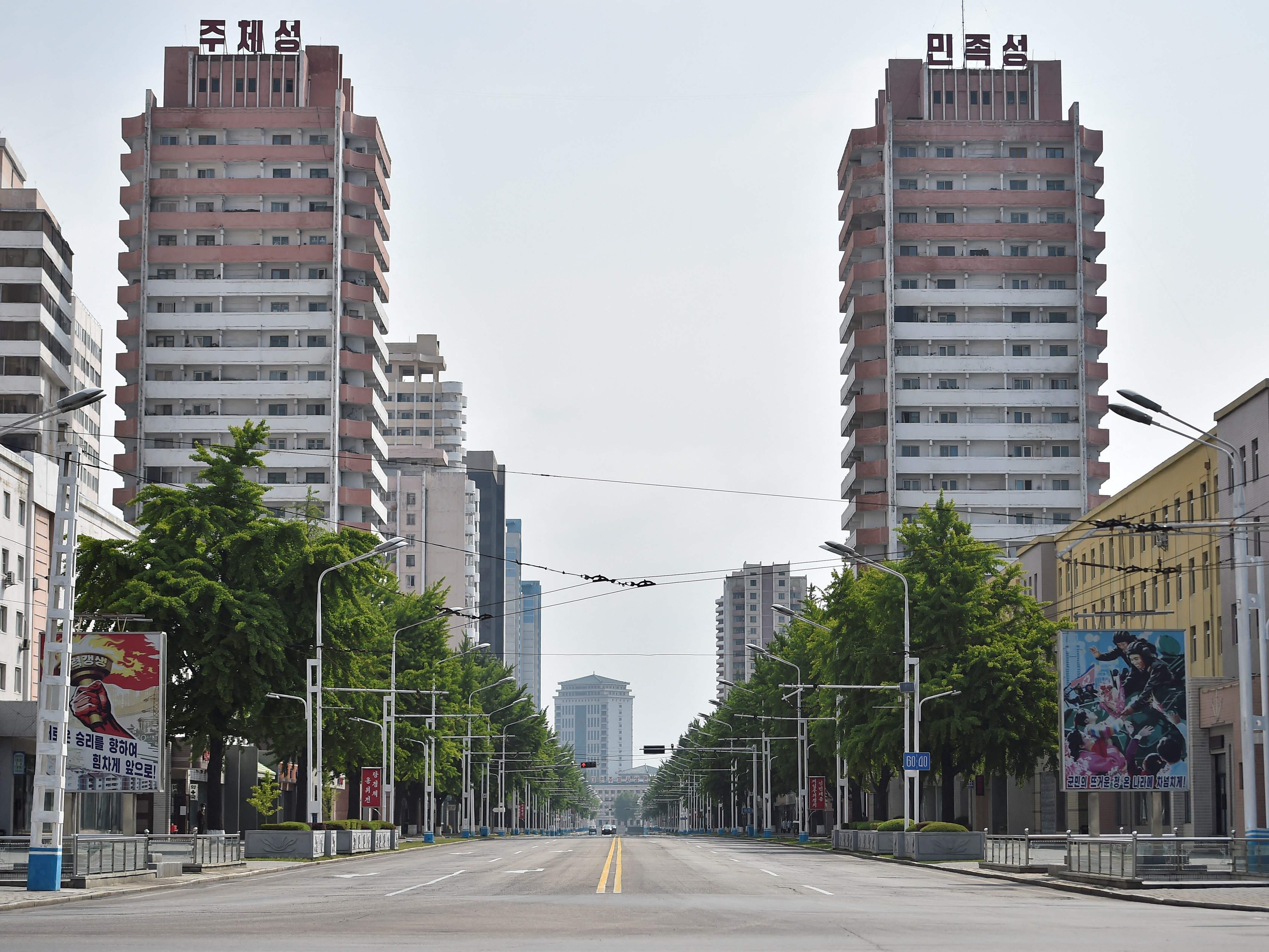 In Nordkoreas Hauptstadt Pjöngjang gilt ein mehrtägiger Lockdown. In Nordkoreas Hauptstadt Pjöngjang gilt ein mehrtägiger Lockdown.