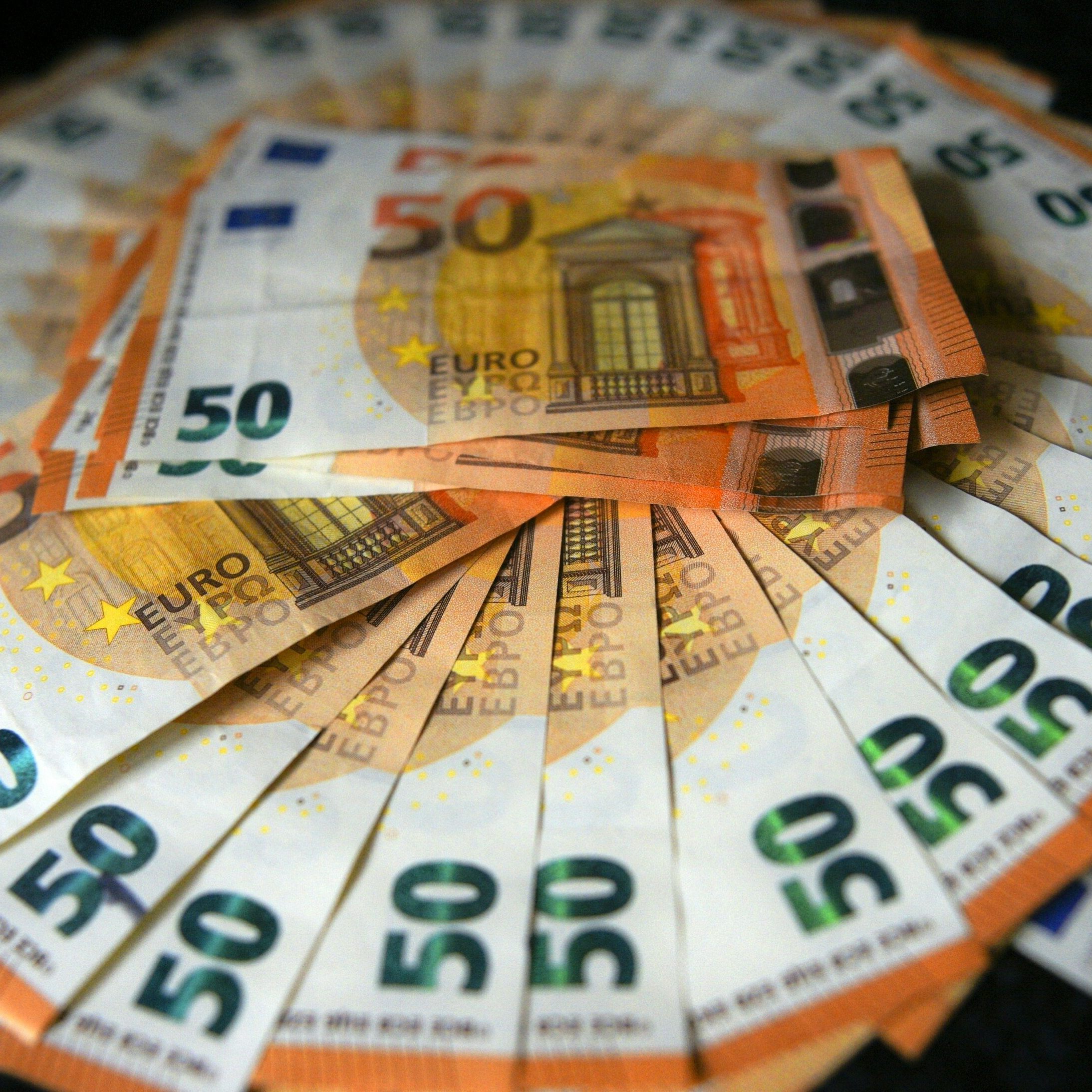 Milliarden wurden mit Bundesanleihe eingenommen.