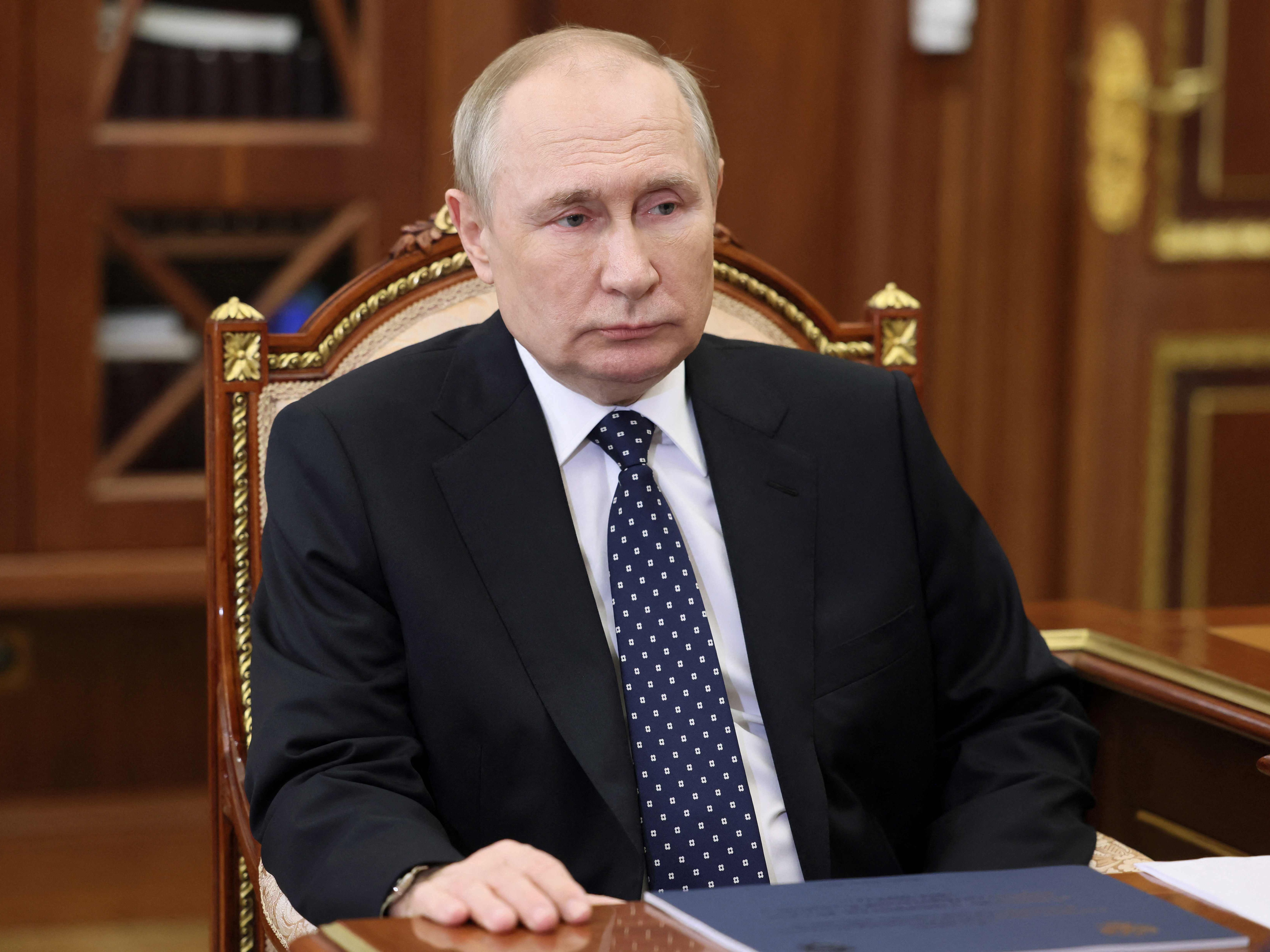 Wladimir Putin hat Bedingungen für den Verhandlungstisch. Wladimir Putin hat Bedingungen für den Verhandlungstisch.