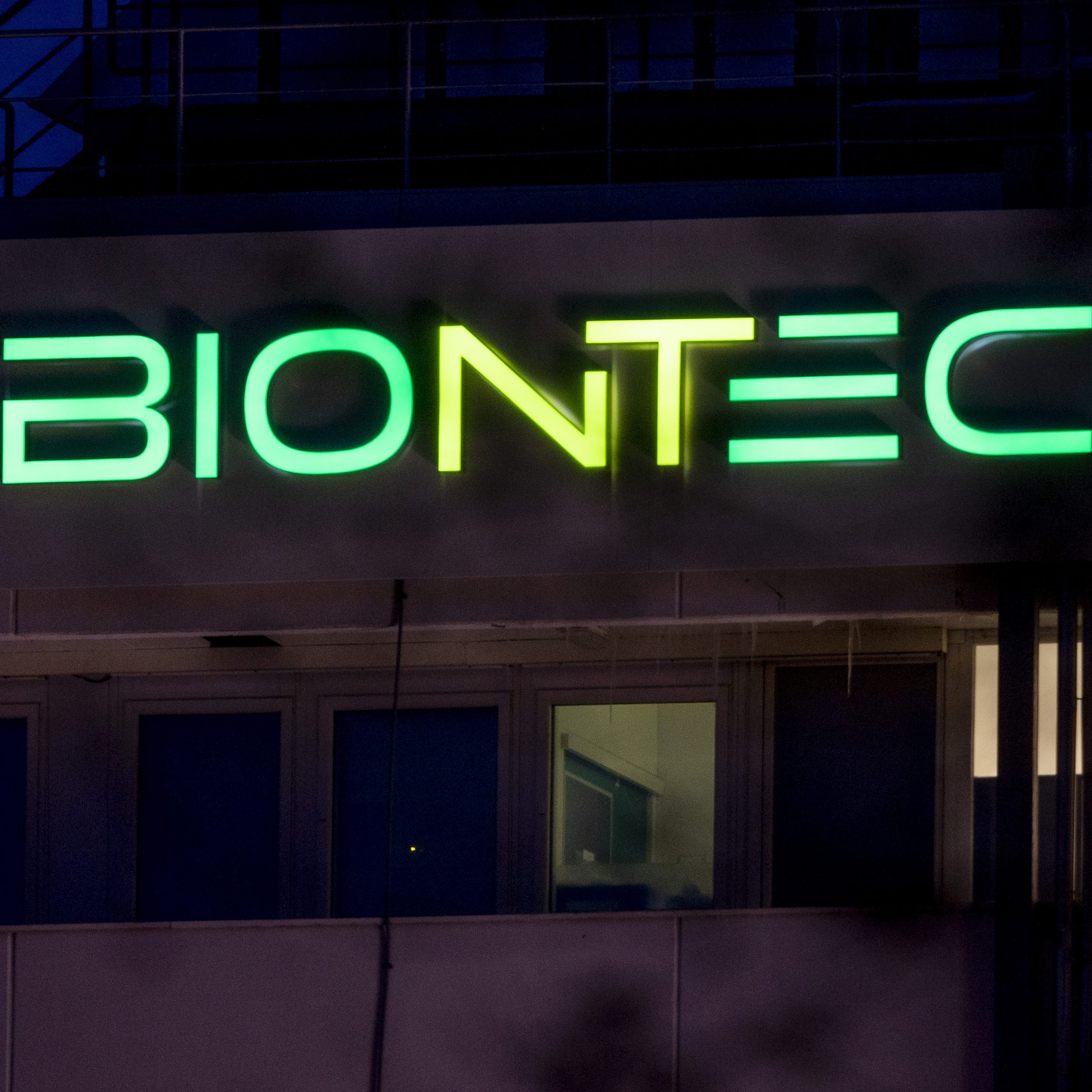 BioNTech übernimmt das britische Start-up InstaDeep.