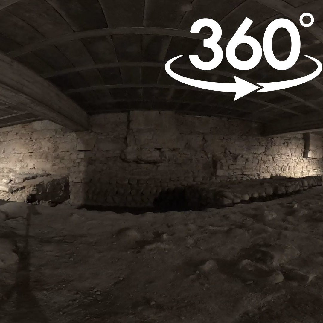 Dieser niedrige Kellerraum findet sich in Bregenz.