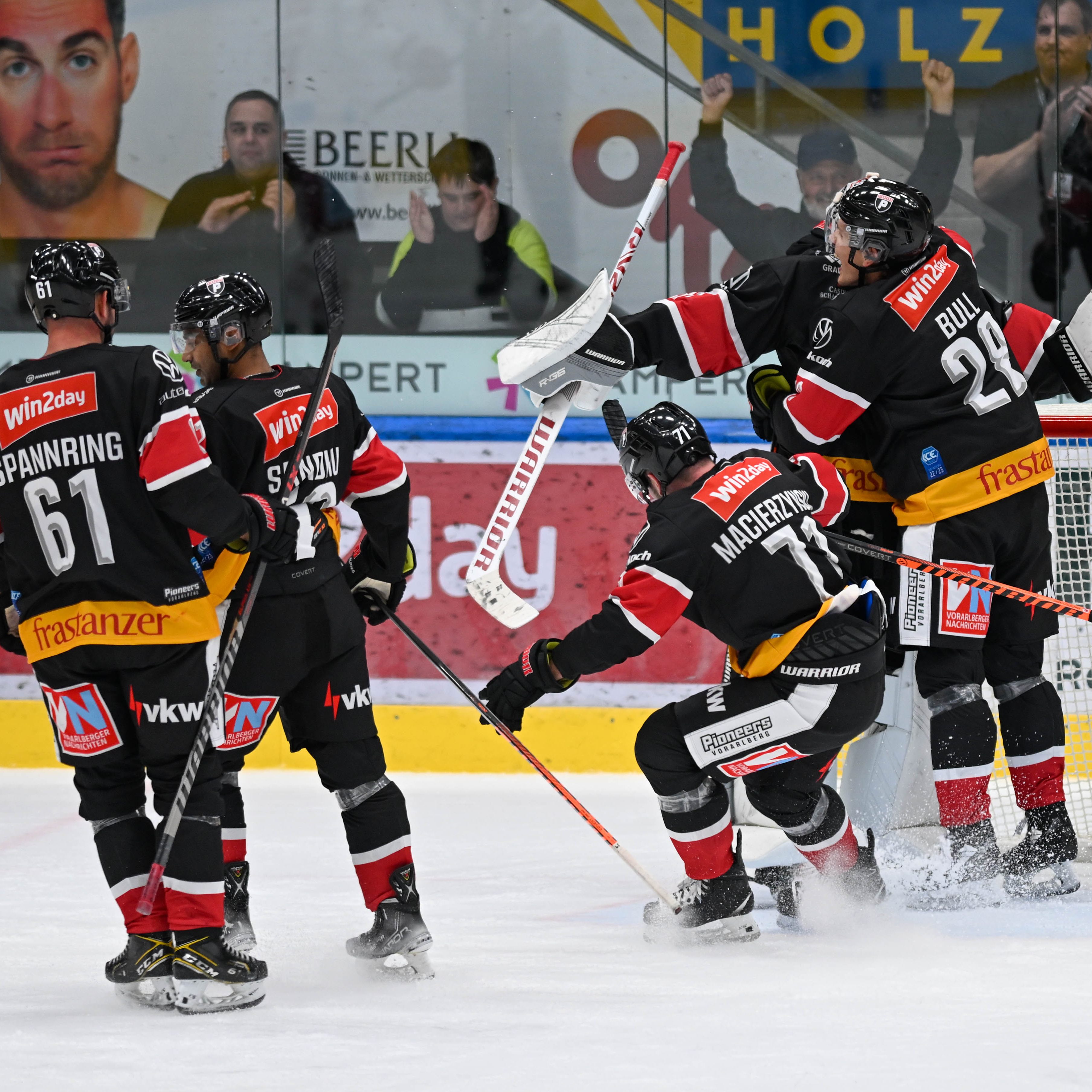 Die Pioneers jubelten über den 8. Saisonsieg.